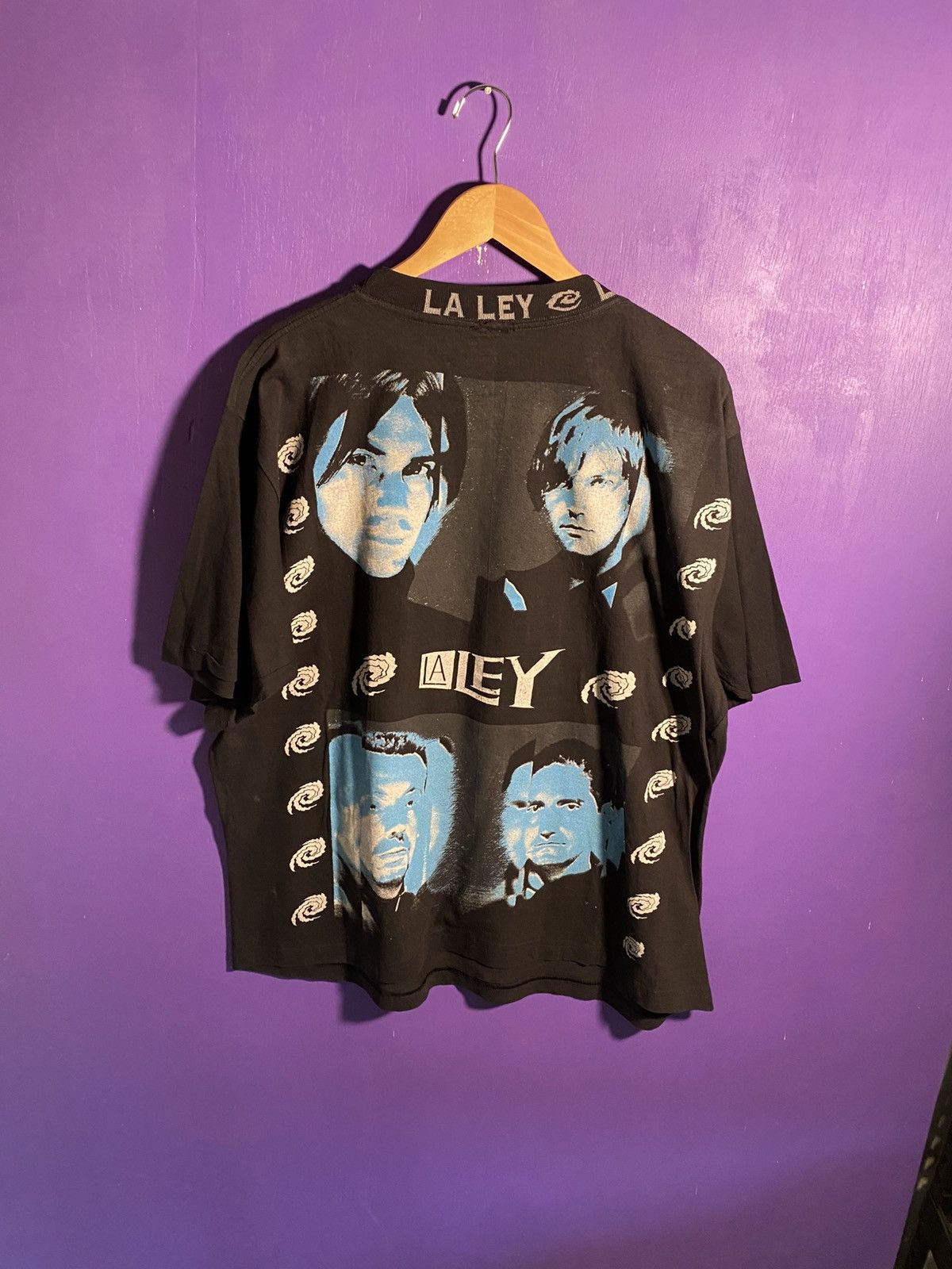 Band Tees Vintage 90s La ley AOP faded band tee Size US XL / EU 56 / 4 - 2 Thumbnail