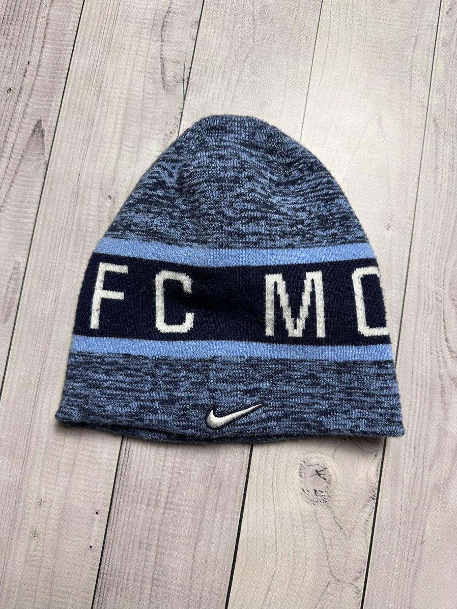 Vintage Vintage Nike Manchester City soccer Hat rare reversible Size ONE SIZE - 1 Thumbnail