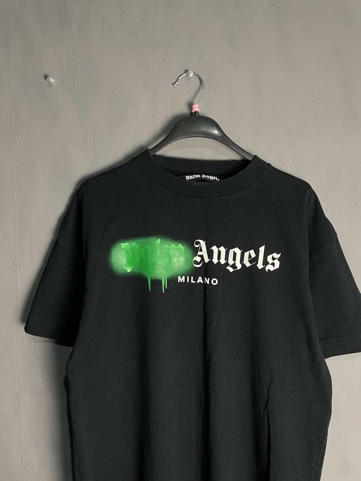 Palm Angels Palm Angels Milano Sprayed Logo T- Shirt Size US M / EU 48-50 / 2 - 2 Thumbnail