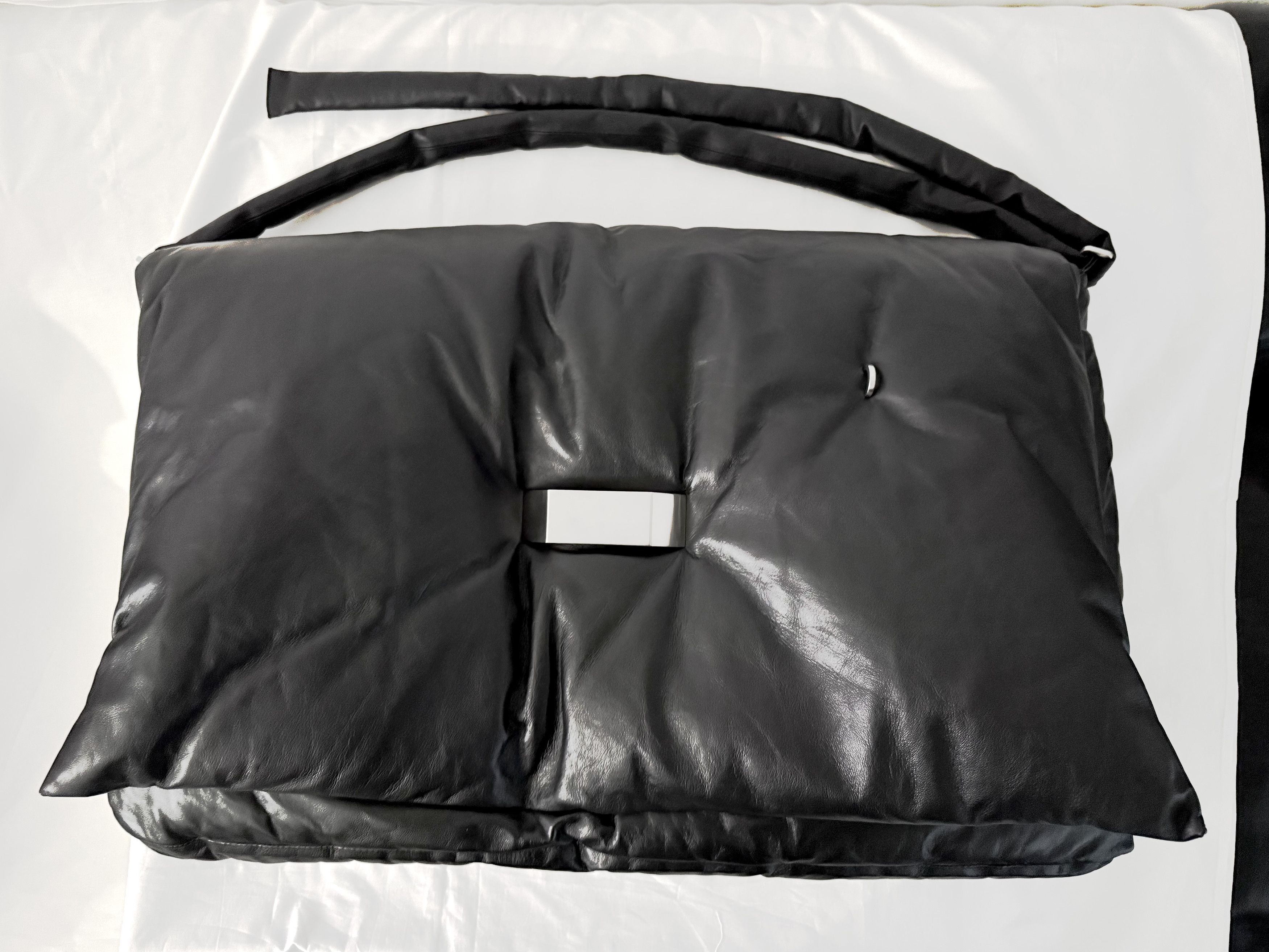Rick Owens Very Big Pillow Griffin Quilted Leather Shoulder Bag Size ONE SIZE - 7 Thumbnail