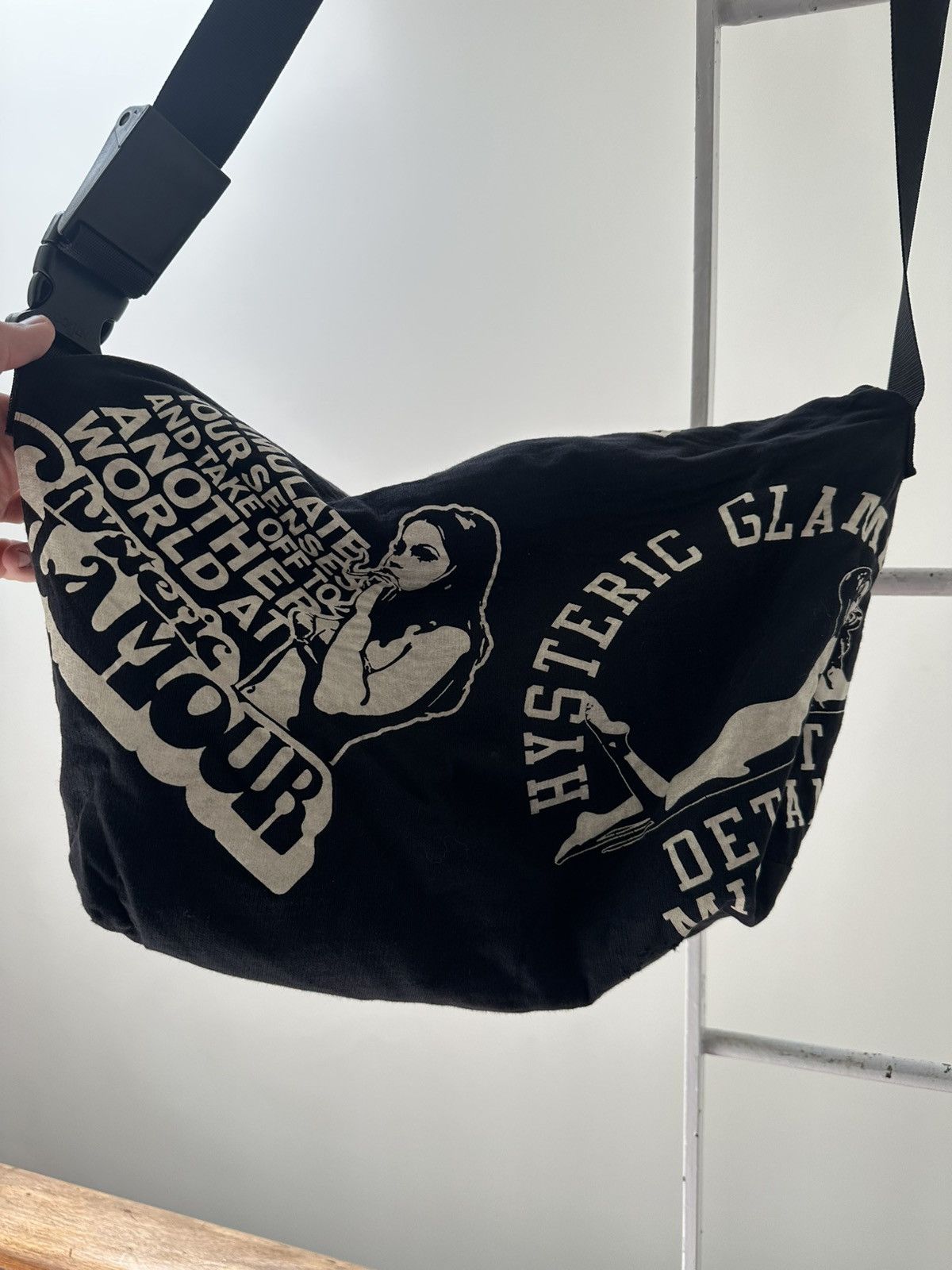 Hysteric Glamour Hysteric Glamour Messenger Bag Size ONE SIZE - 3 Thumbnail