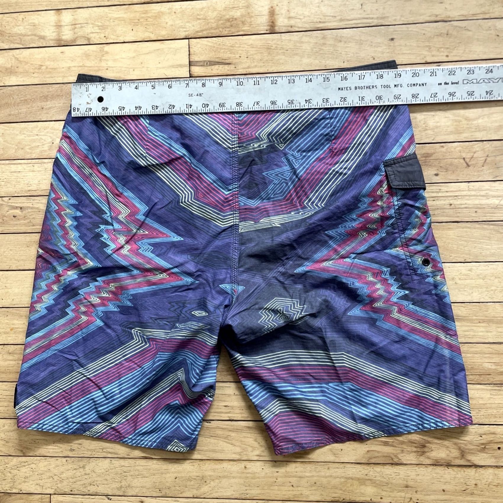 RVCA RVCA Hybrid Board Shorts Men 38 ANP Artist Kelsey Brookes Psychedelic Aztec Print Surf Trunk Size US 38 / EU 54 - 3 Thumbnail
