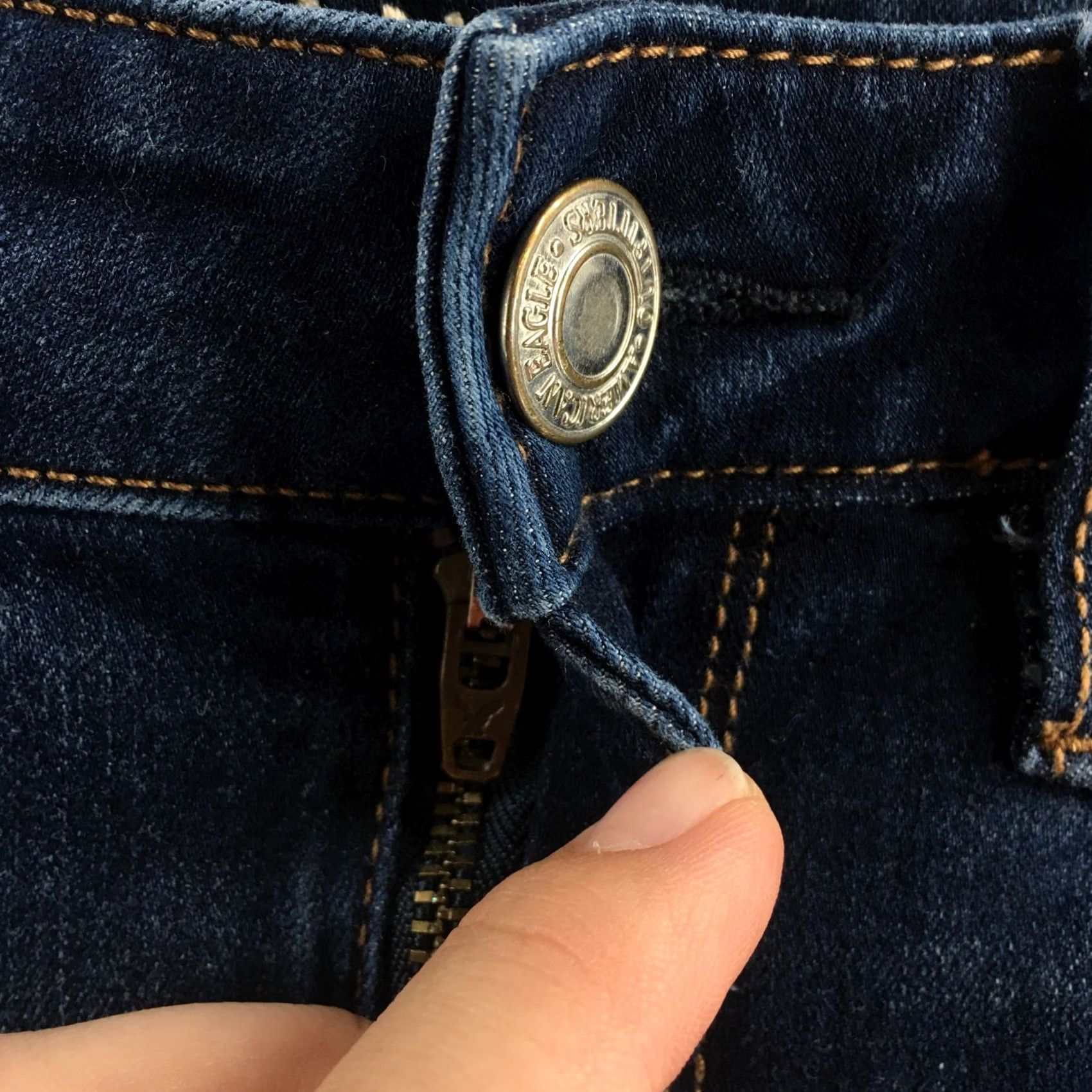 American Eagle Outfitters American Eagle Outfitters Jeans Womens 8 Blue Distressed Skinny Mid Rise Denim Zip Fly Jeans Mens Womens Girls Boys? Size 30" / US 8 / IT 44 - 5 Thumbnail