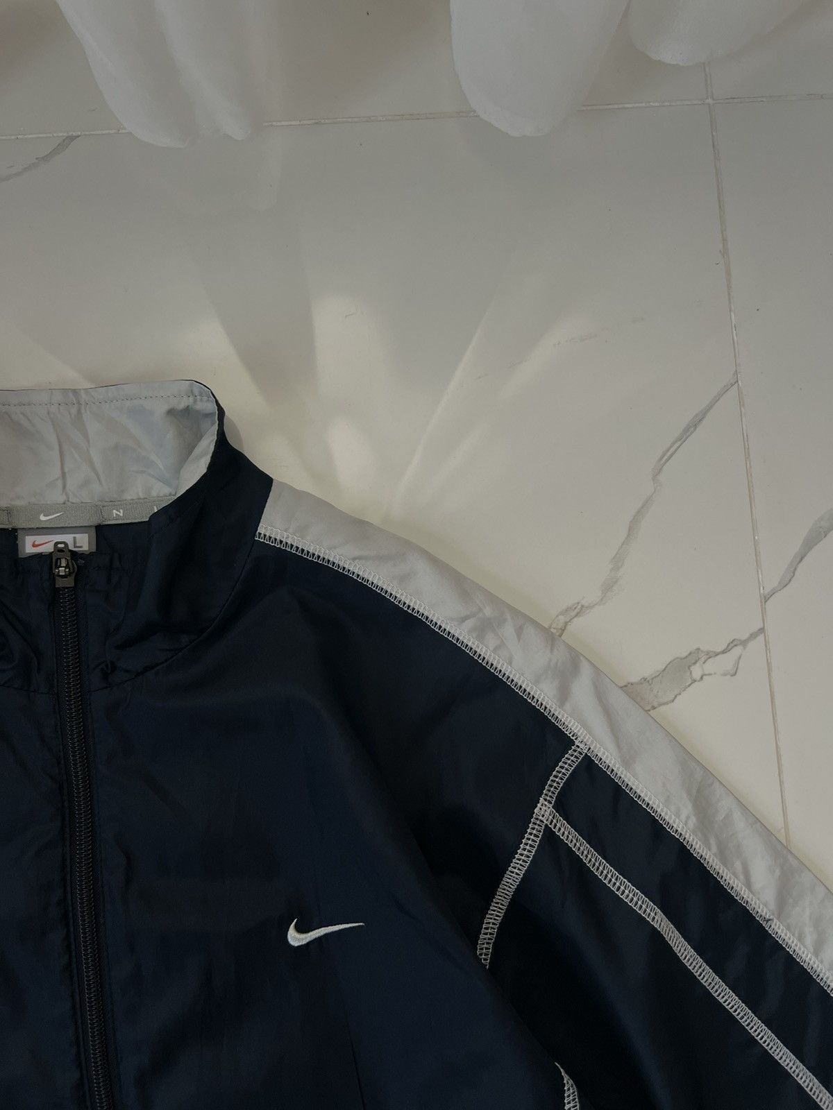 Nike × Vintage 90's NIKE Y2K SWOOSH BACK LOGO TRACK RARE JACKET Size US L / EU 52-54 / 3 - 4 Thumbnail