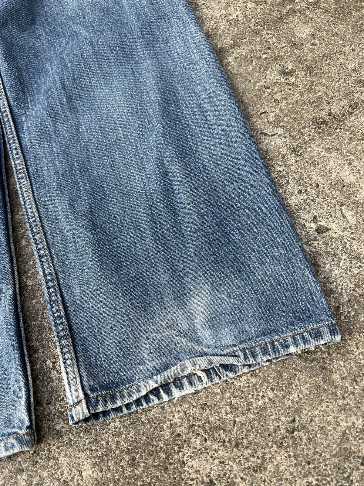 Levi's Vintage Levis 544 Distressed Baggy Jean Size US 32 / EU 48 - 18 Thumbnail