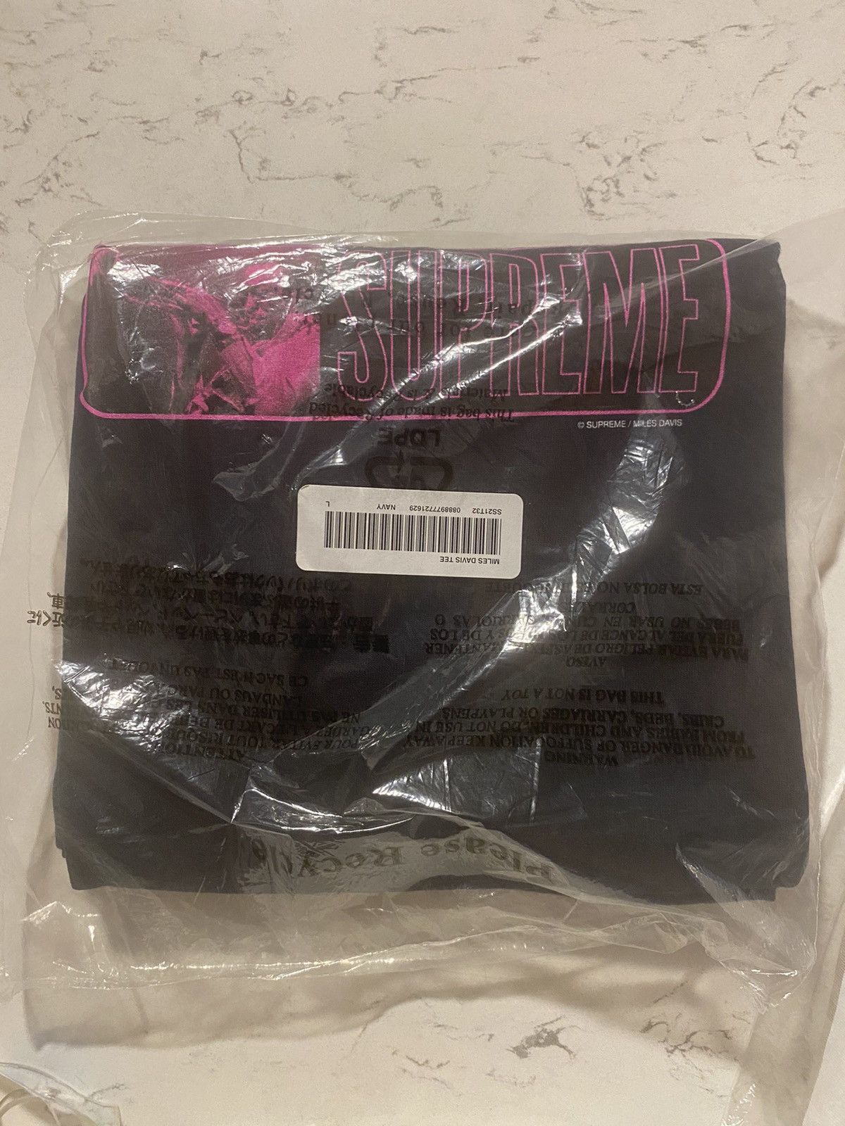 Supreme S/s 21’ Miles Davis Tee Size US L / EU 52-54 / 3 - 2 Thumbnail