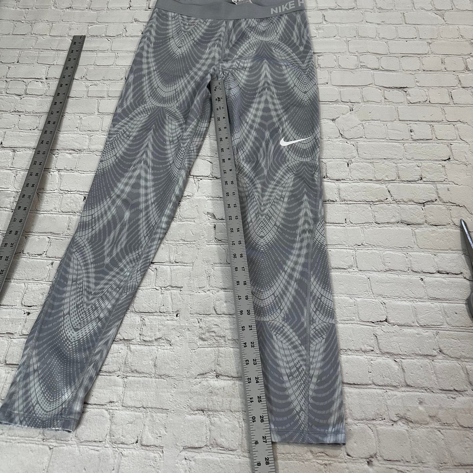 Nike Nike pro leggings size large Size 34" / US 12 / IT 48 - 3 Thumbnail