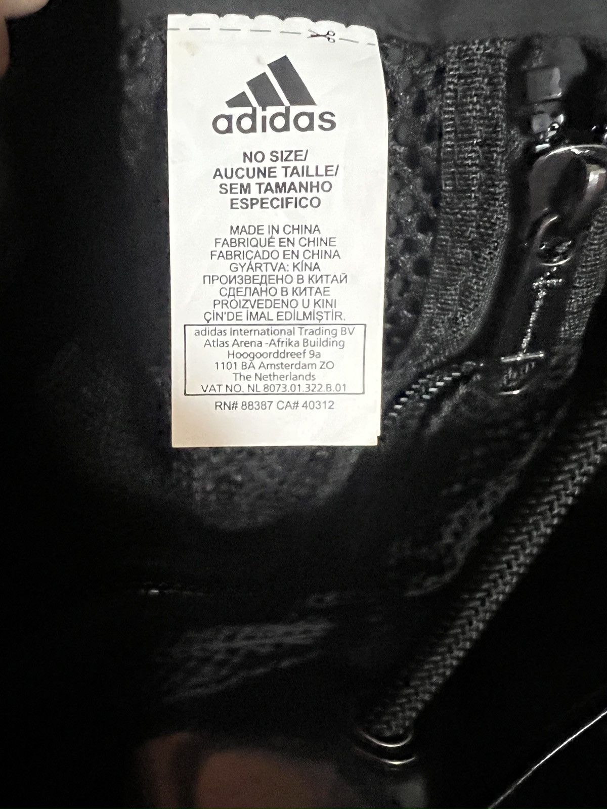 Adidas × Japanese Brand × Stella McCartney Stella McCartney pour adidas black glossy handbag, backpack Size ONE SIZE - 10 Thumbnail