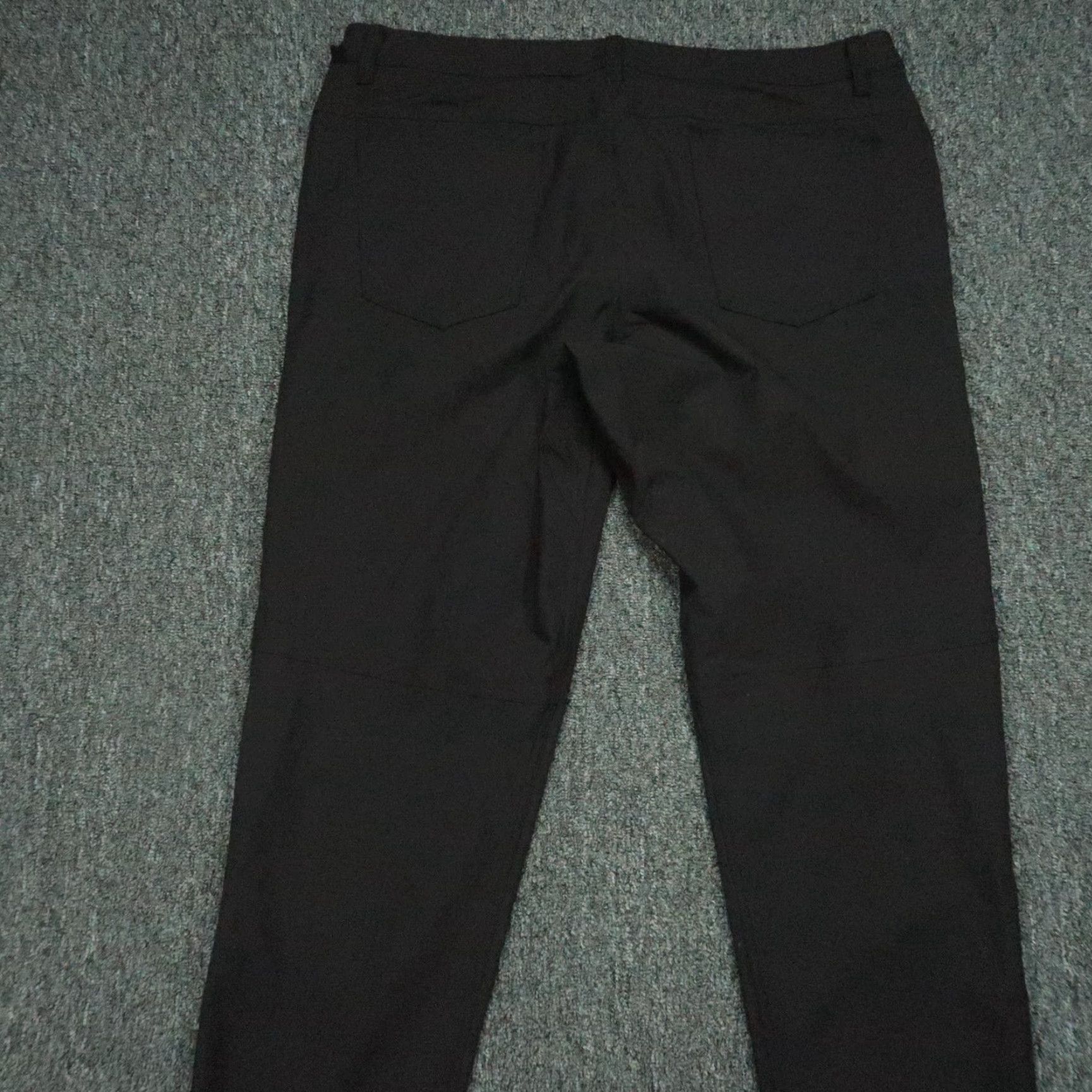 Lululemon Lululemon Pants Mens Black 36x32 ABC Classic Fit 5 Pocket Trouser Chino Slim Straight 36 Black Mens Pants Regular 5-Pocket Chino Classic Fit Size US 36 / EU 52 - 4 Thumbnail