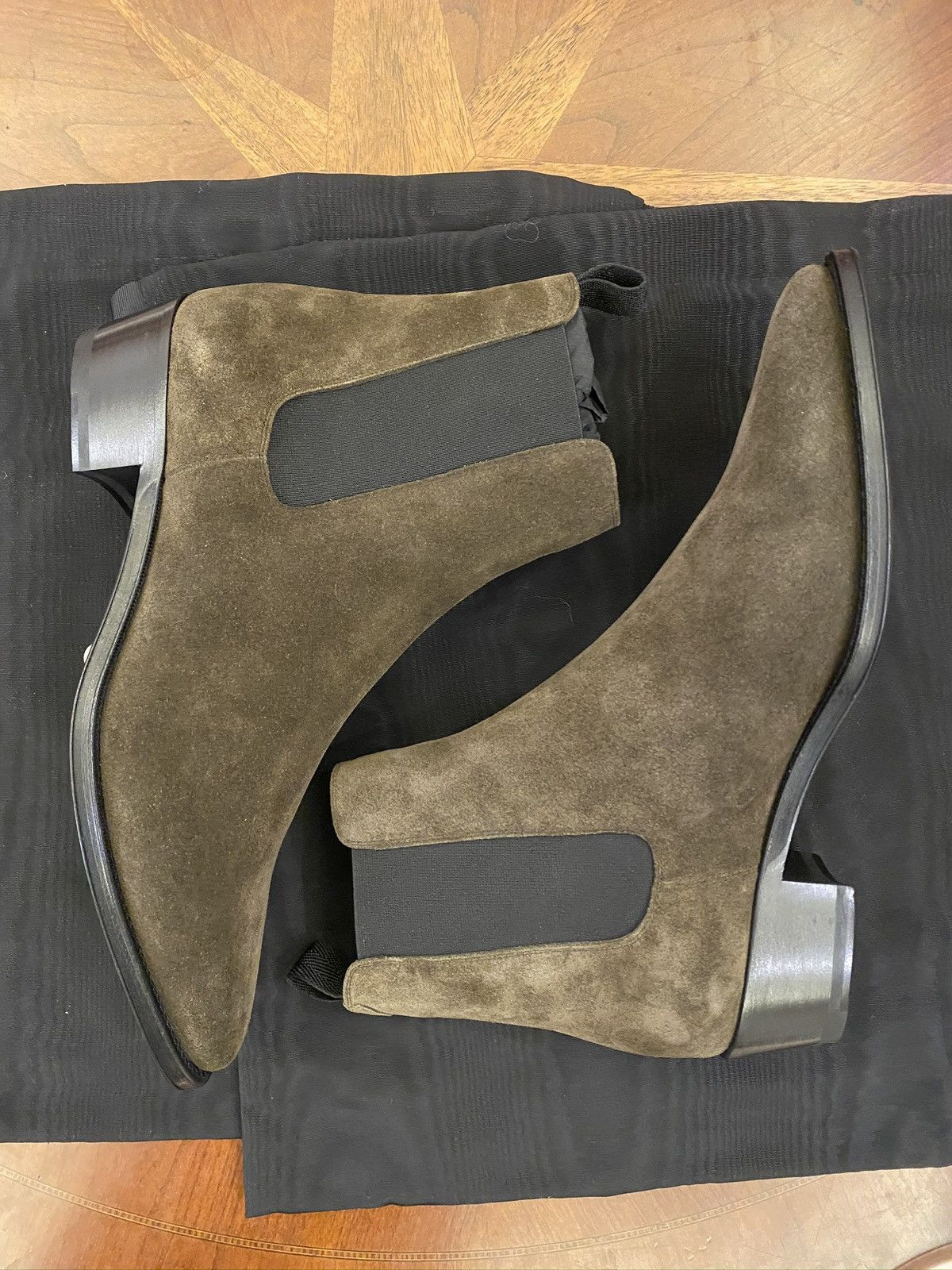 Celine × Hedi Slimane Classic camargue suede Chelsea boots Sz40.5 Size US 8.5 / EU 41-42 - 3 Thumbnail