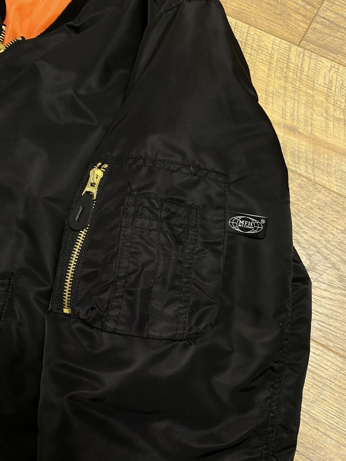 Japanese Brand MFH MA-1 Bomber Jacket Black 4XL Size US XXL / EU 58 / 5 - 3 Thumbnail