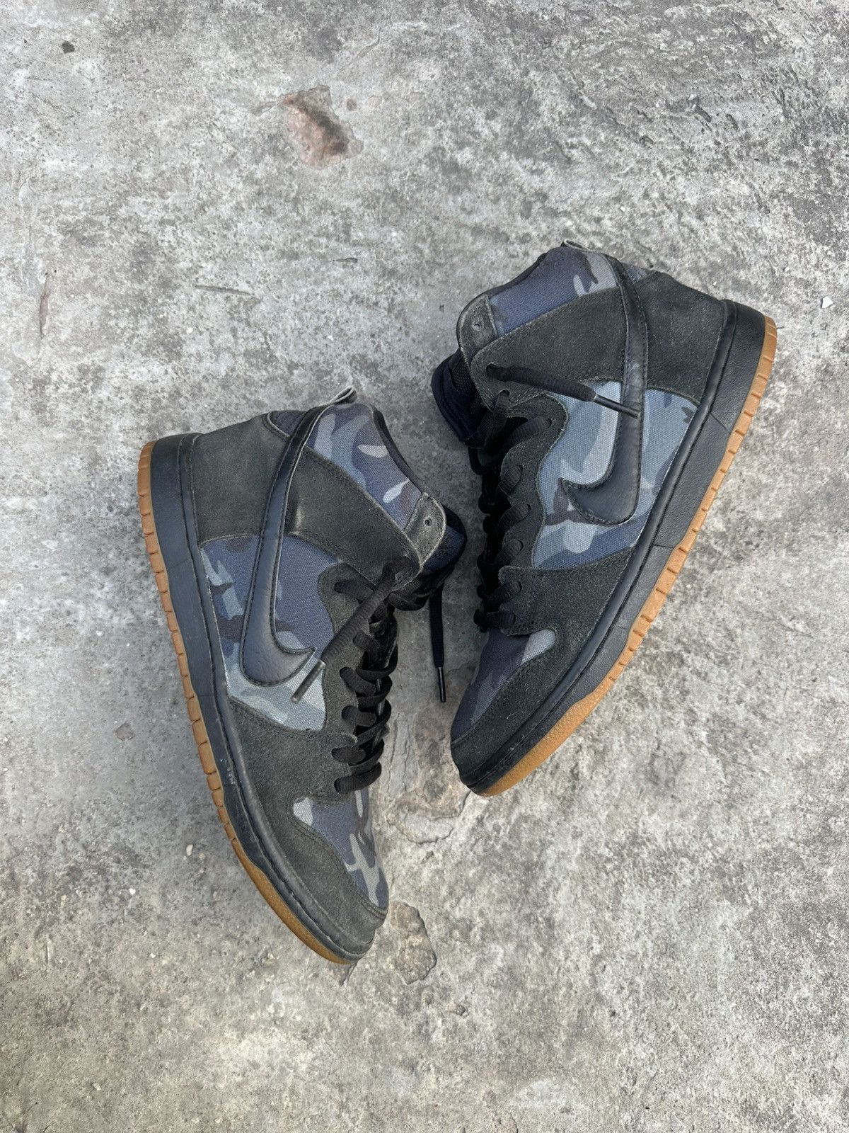 Nike SB Rare Nike Dunk High Pro SB “Obsidian Camo” Size US 10 / EU 43 - 1 Thumbnail