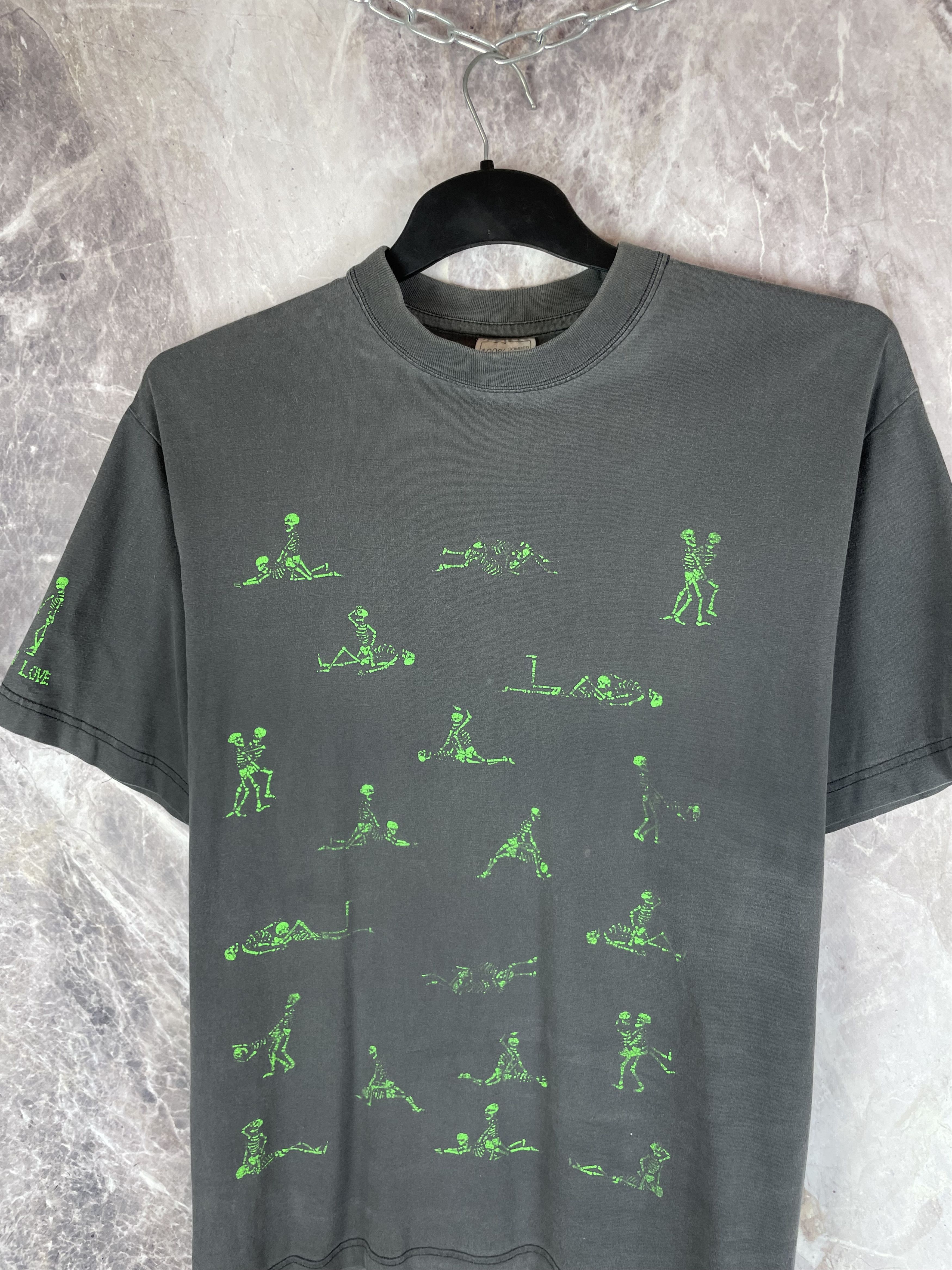 Vintage Vintage camasutra bone in love tee Size US L / EU 52-54 / 3 - 3 Thumbnail