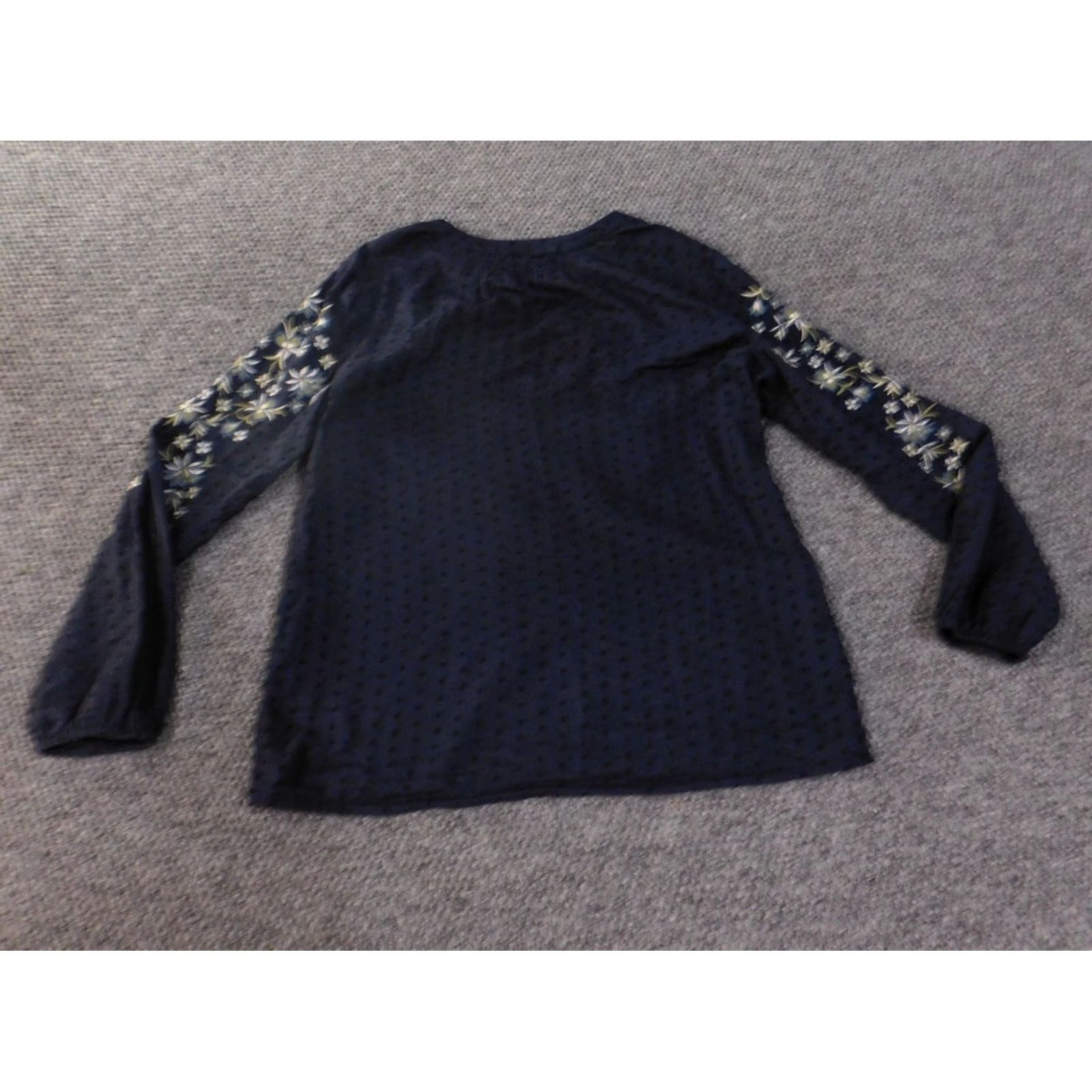 J. Jill J. Jill Top XS Blue Floral Embroidered Pullover Casual Womens Rayon Cotton Eyelet Round Neck Size XS / US 0-2 / IT 36-38 - 7 Thumbnail