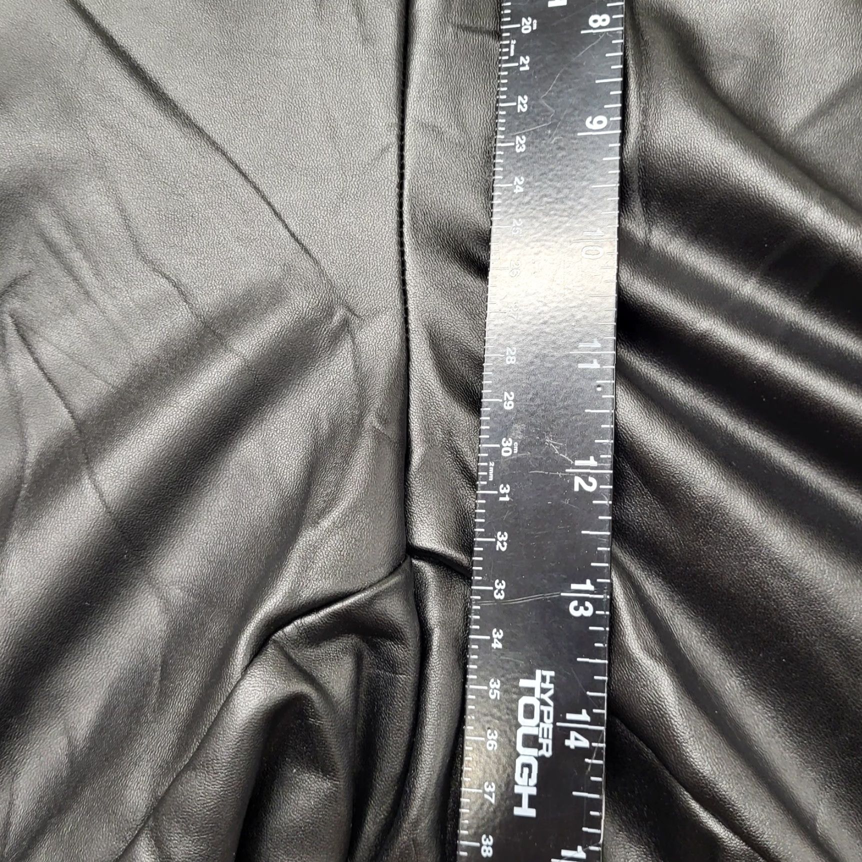 Vintage Lane Bryant Faux Leather Pants Solid Black Pull On Pleather Size C/D 16W Women Tapered Leg Rock City Winter Spring Fall Dress Pants Size 38" / US 16 / IT 52 - 6 Thumbnail