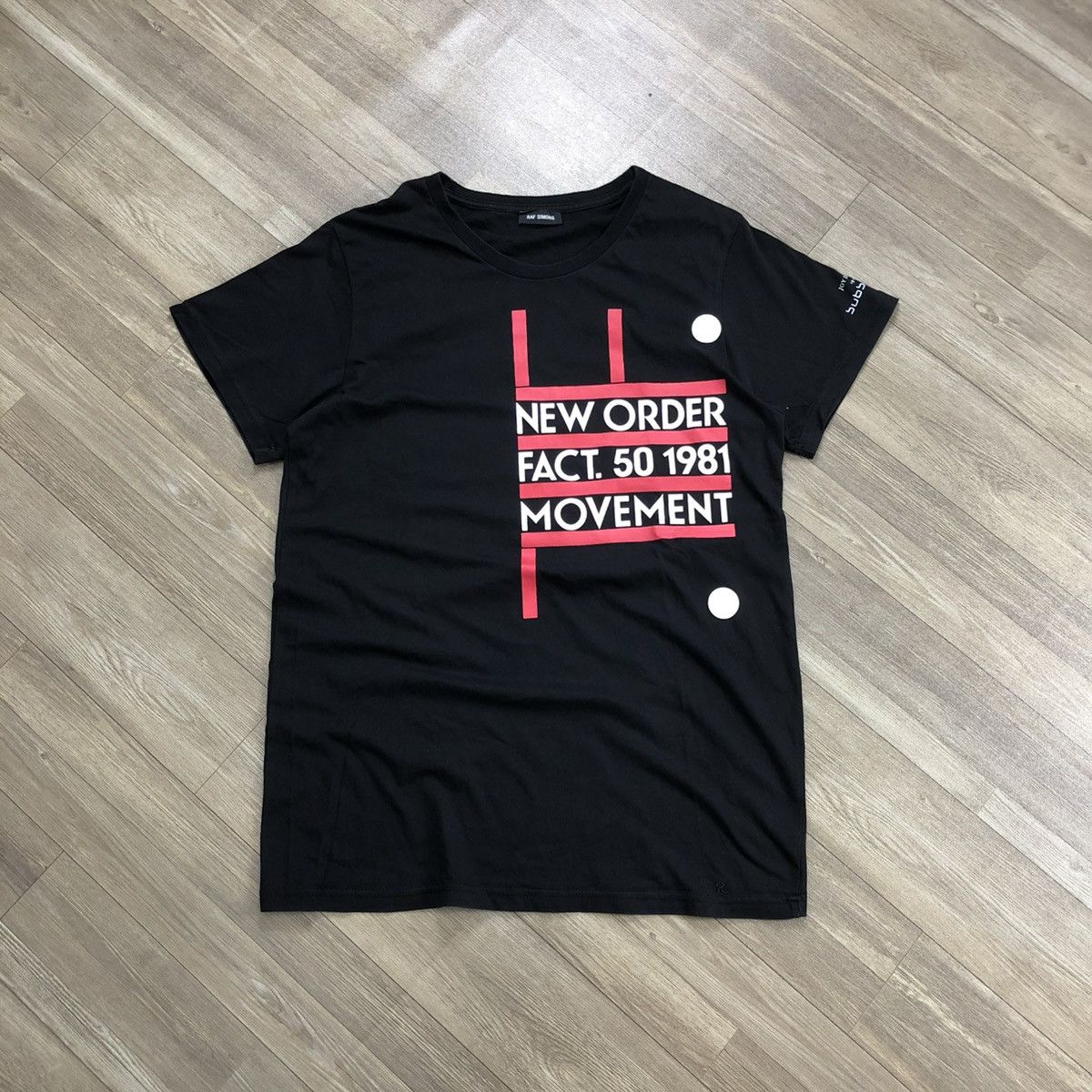Joy Division × Raf Simons 🇮🇹 SS18 Raf Simons New Order x Joy Division ...