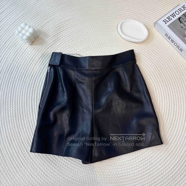 Hermes Hermes Black Lamb Leather Waist Chain Shorts Size 25" / US 0 / IT 36 - 2 Thumbnail