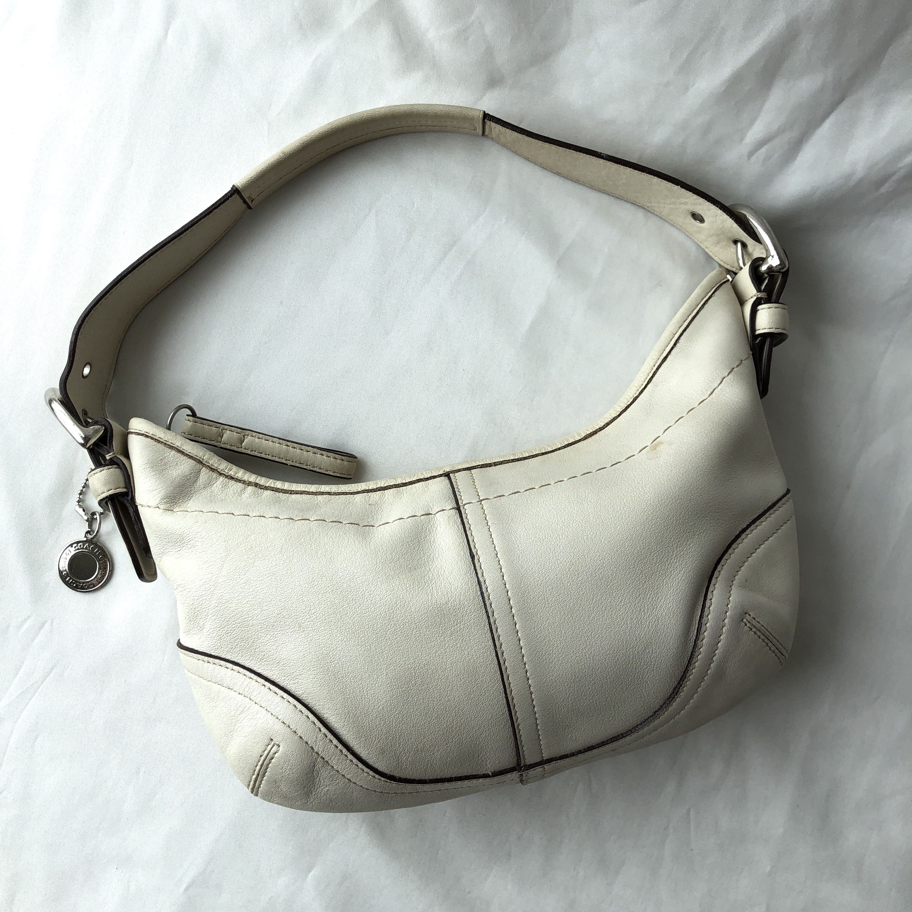 バッグ coach leatherbag white Old Coach Leather White Shoulder Bag Vintage Style Authentic