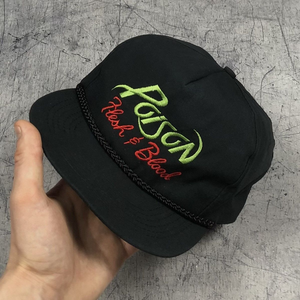 Vintage Poison Cap Rare 90s Flesh Bloods Size ONE SIZE - 3 Thumbnail