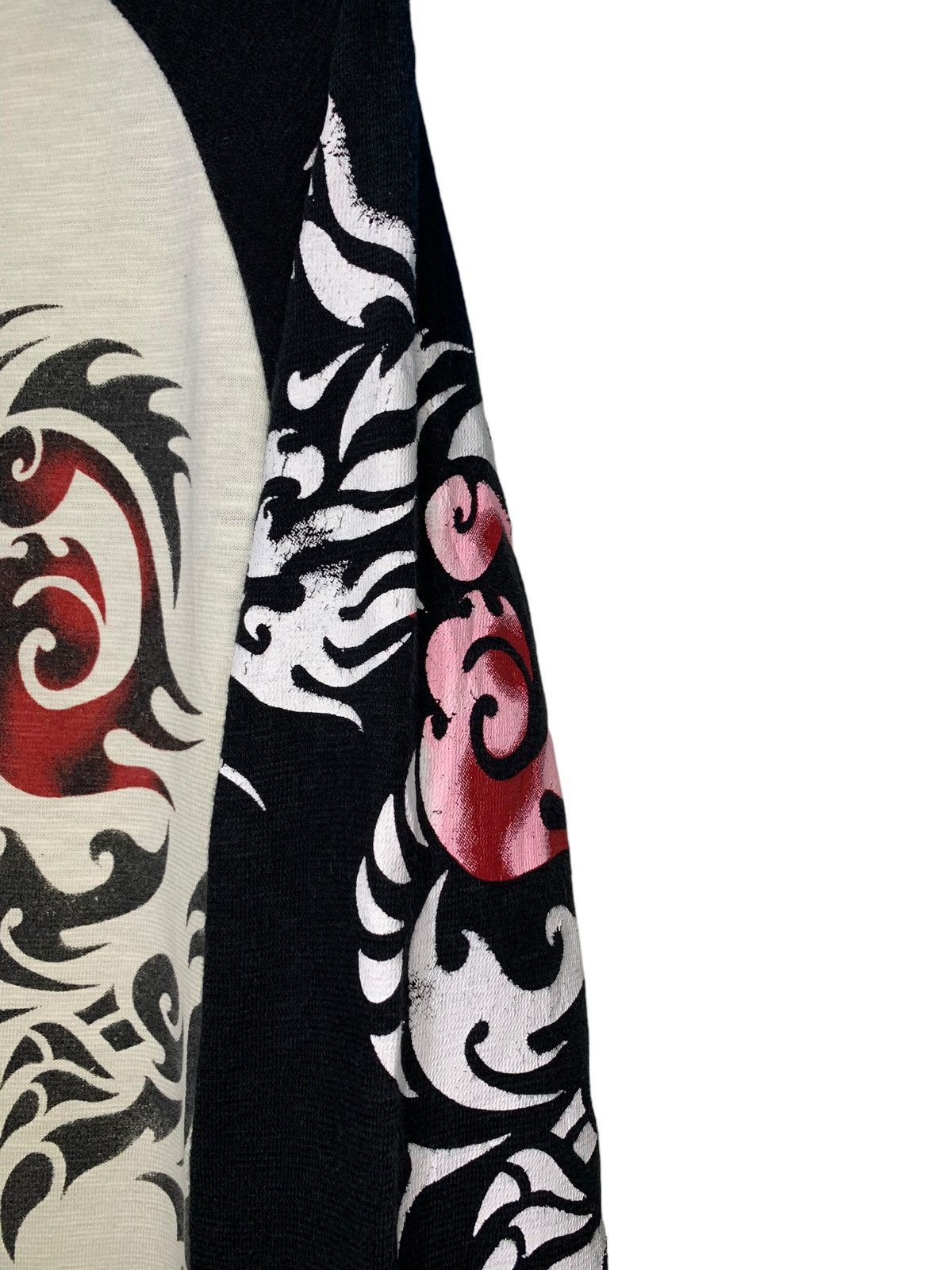 Vintage 2000s DBLD JAPAN tribal dragon tattoo sukajan longsleeve Size US L / EU 52-54 / 3 - 7 Thumbnail