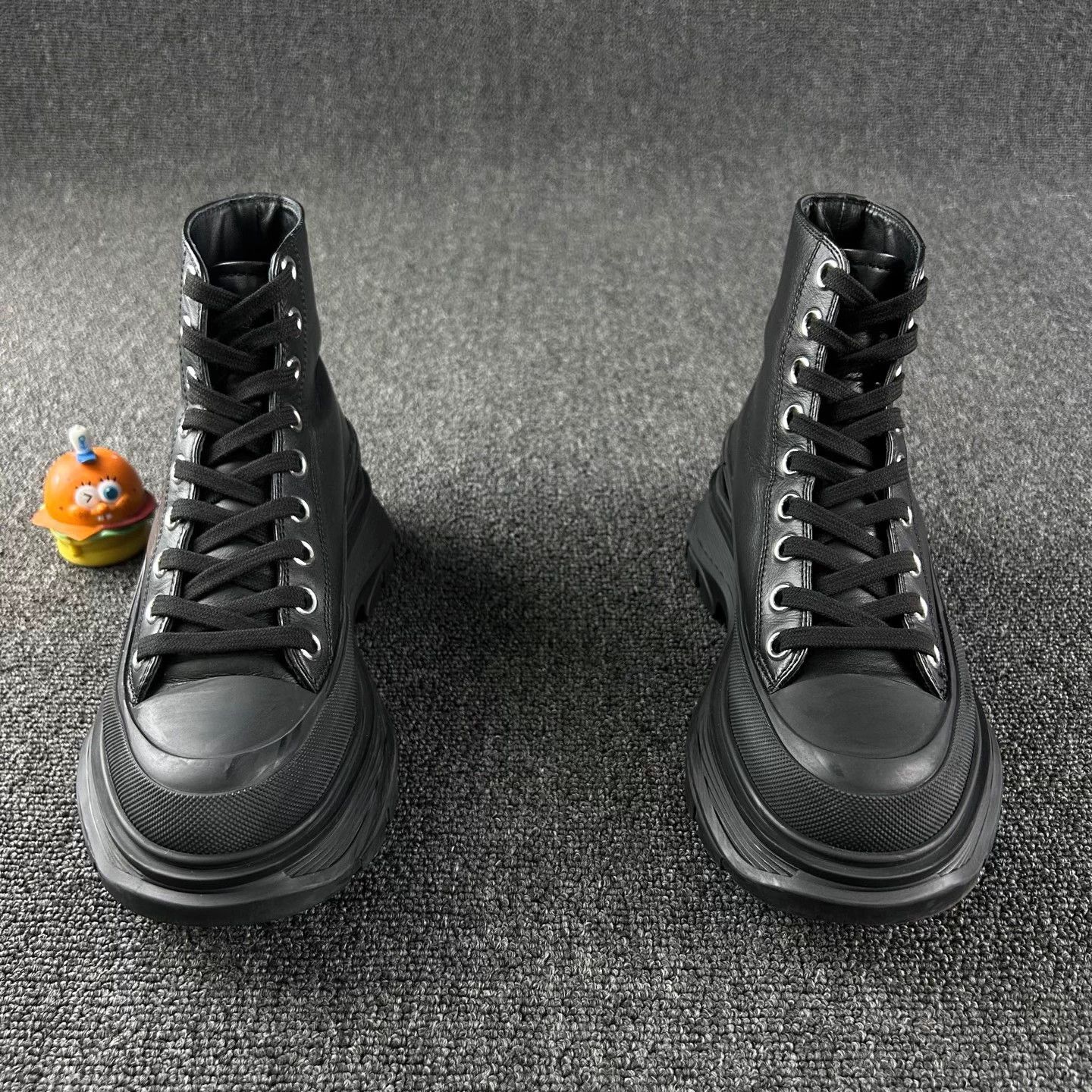 Alexander McQueen Alexander McQueen Black High-Top Platform 36 Size US 5 / IT 35 - 2 Thumbnail