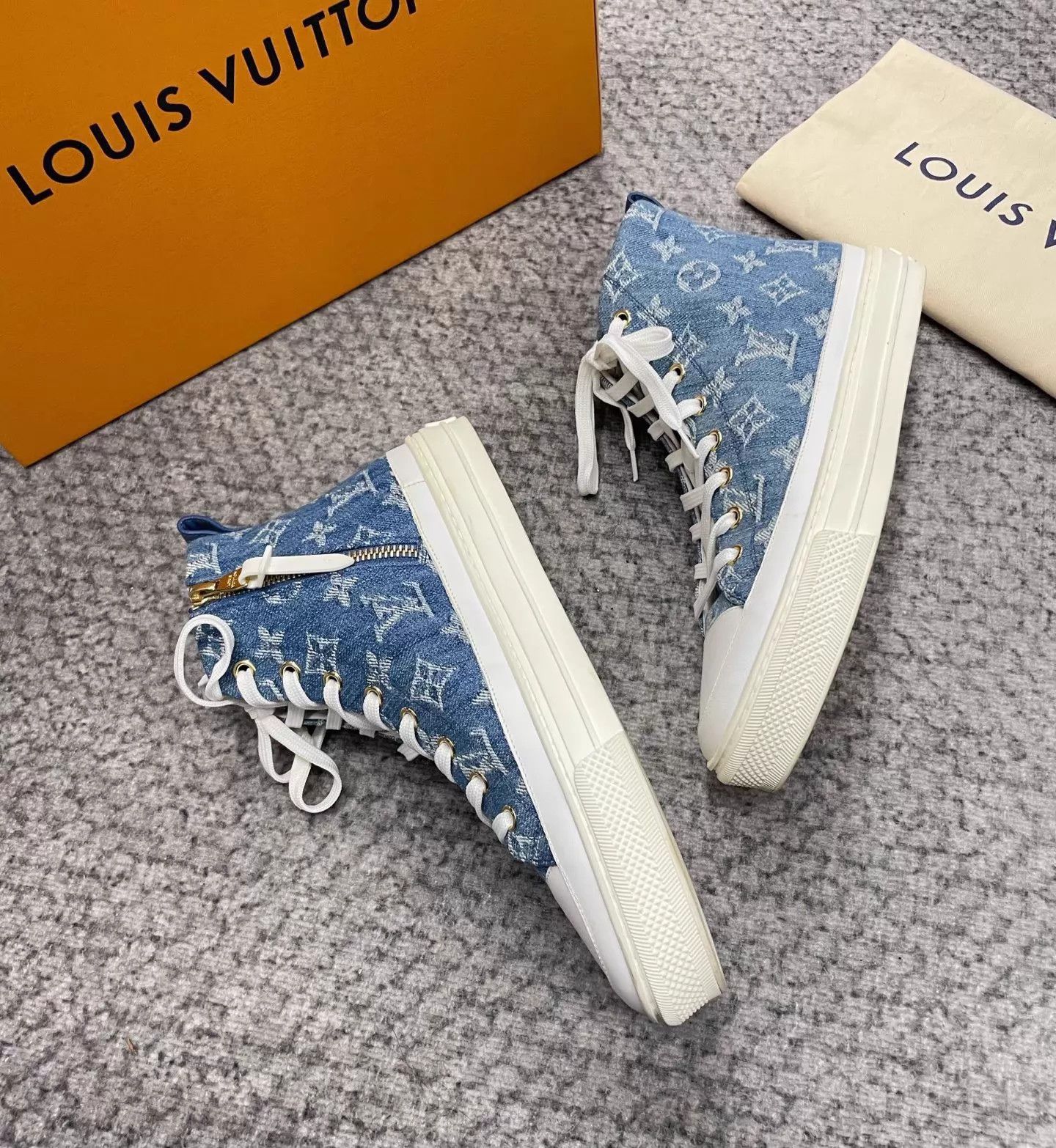 Louis Vuitton LV Monogram Denim Blue High-Top Canvas Sneakers 38 Size US 7.5 / IT 37.5 - 3 Thumbnail