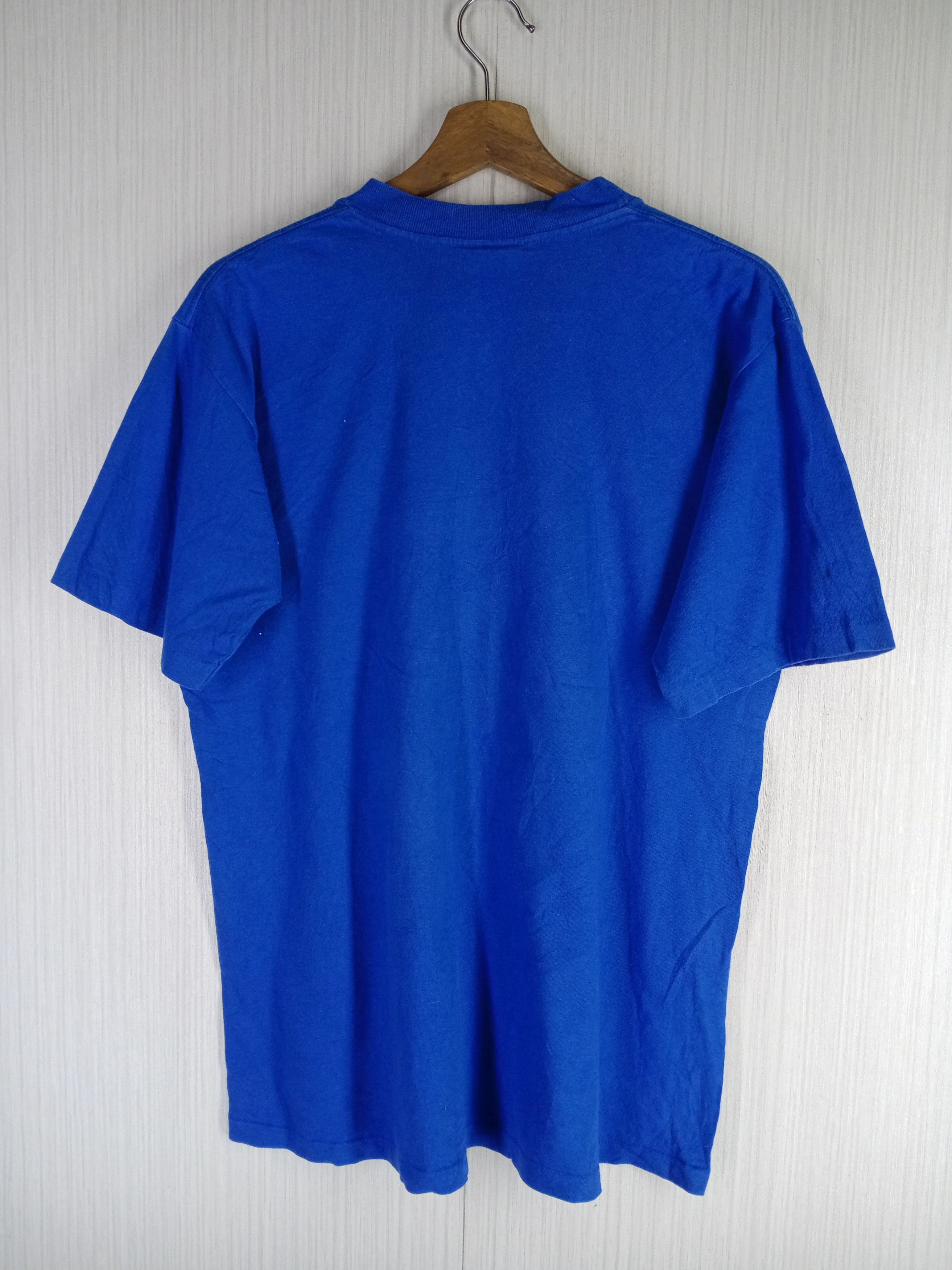 NBA Rare Vintage 90s New York Knicks NBA Tshirt Size US L / EU 52-54 / 3 - 7 Thumbnail