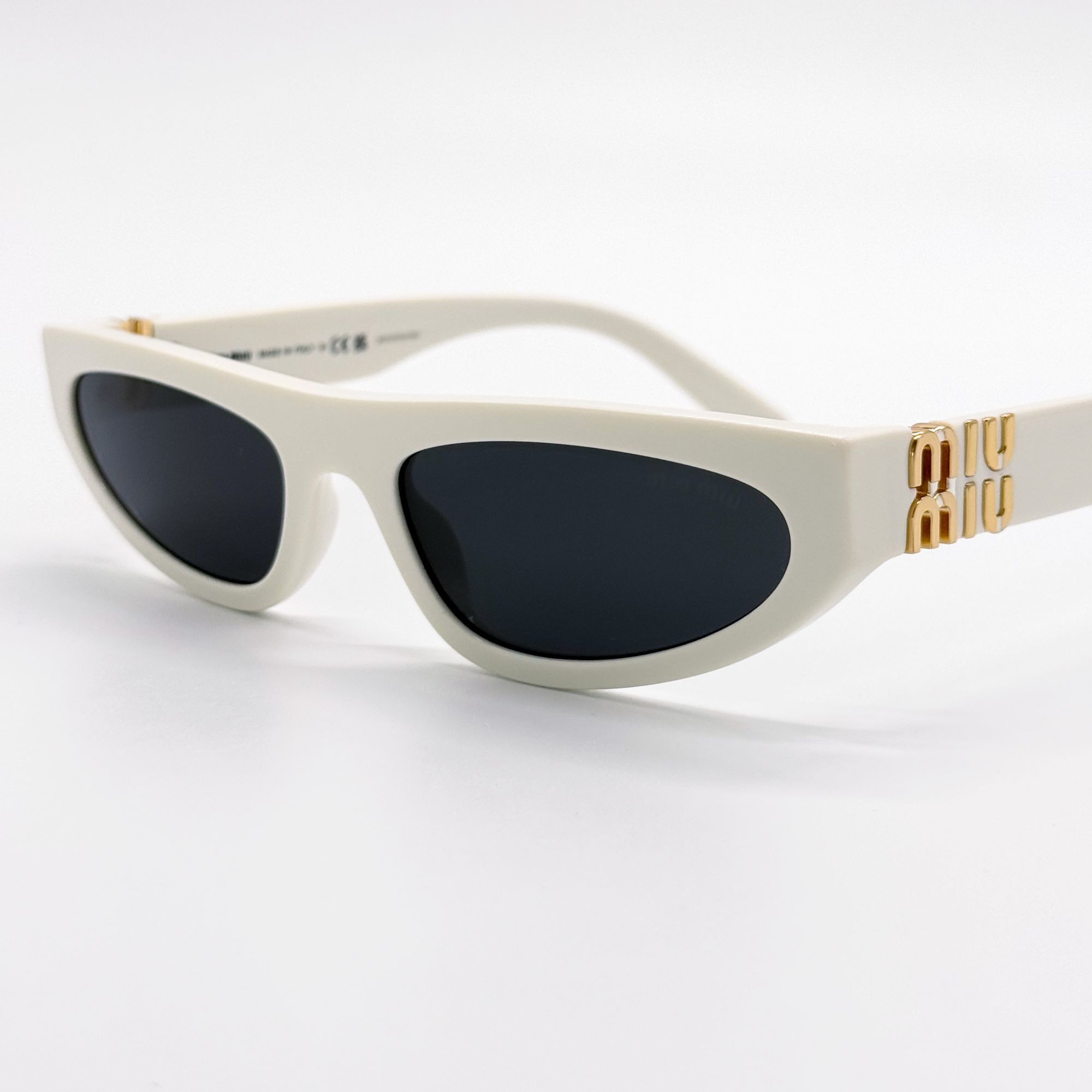 Miu Miu NEW MIU MIU SUNGLASSES MU07ZS 1425S0 WHITE MU 07ZS Size ONE SIZE - 8 Thumbnail