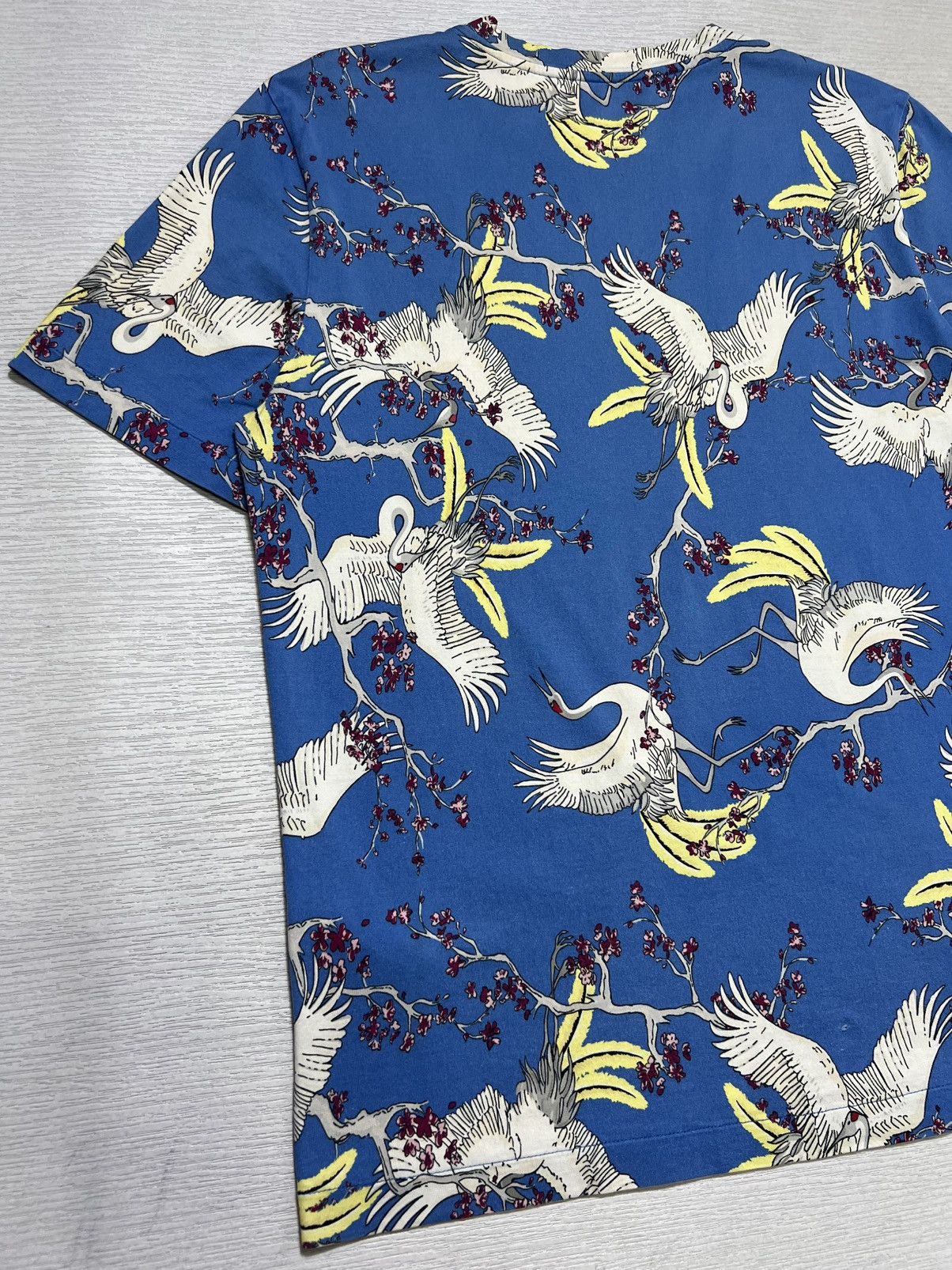Louis Vuitton Louis Vuitton - Kim Jones - S/S 16’ Blue Crane T-Shirt Size US M / EU 48-50 / 2 - 12 Thumbnail