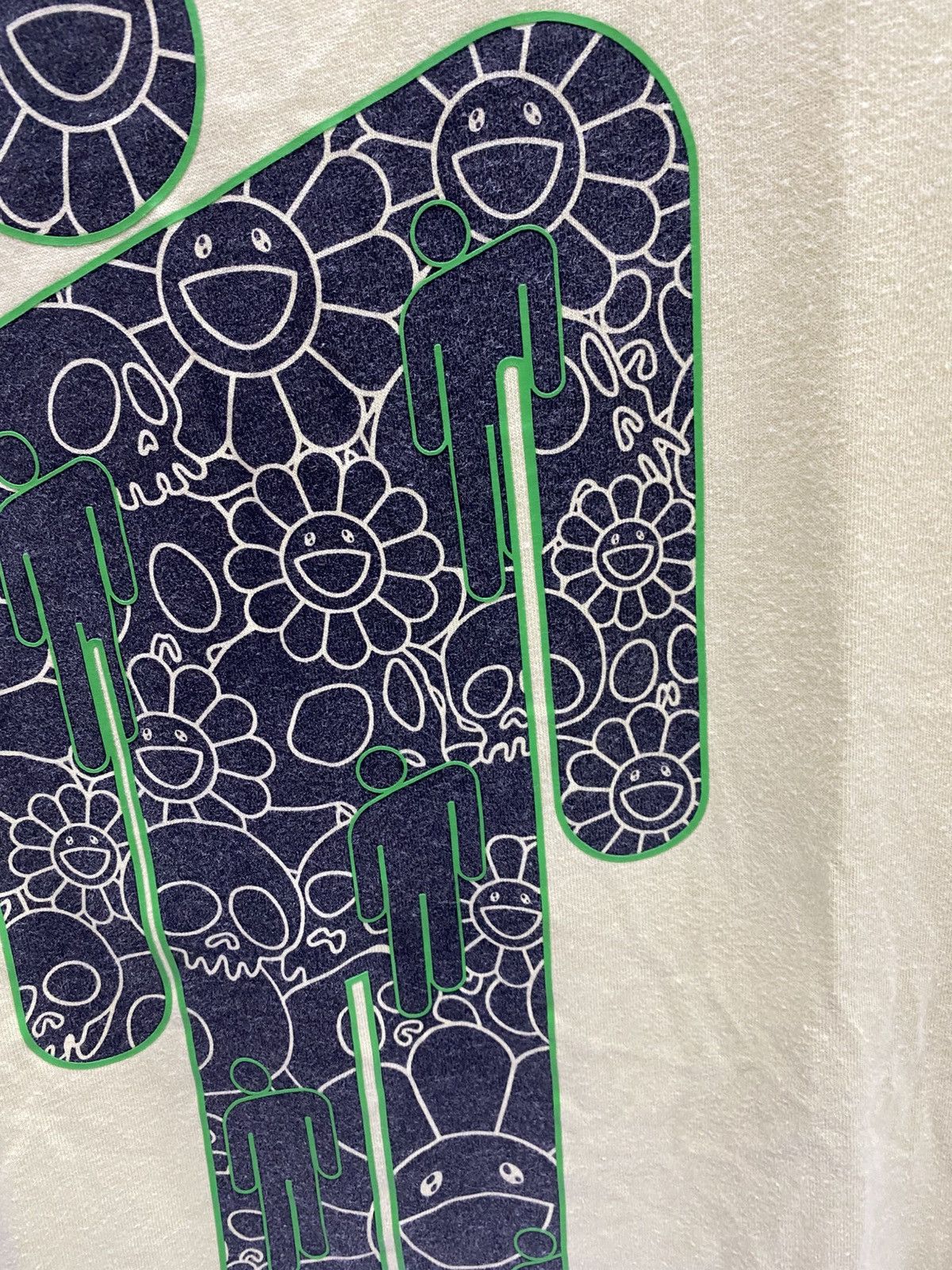 BILLIE EILISH X TAKASHI MURAKAMI X UNIQLO TSHIRT