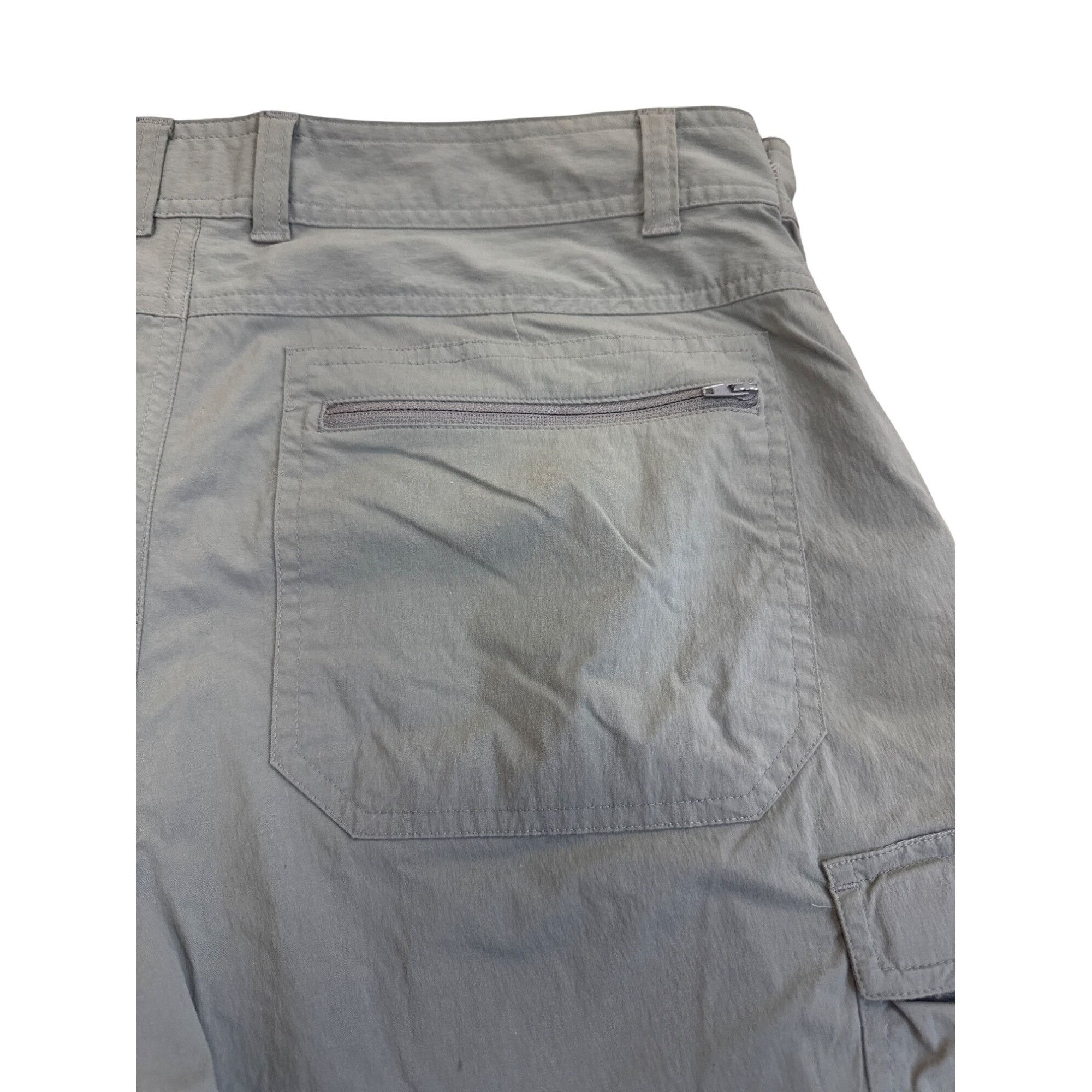 Cabelas Cabelas Mens Olive Cargo Shorts Size 34 x20 SKU 8292 Size US 34 / EU 50 - 12 Thumbnail