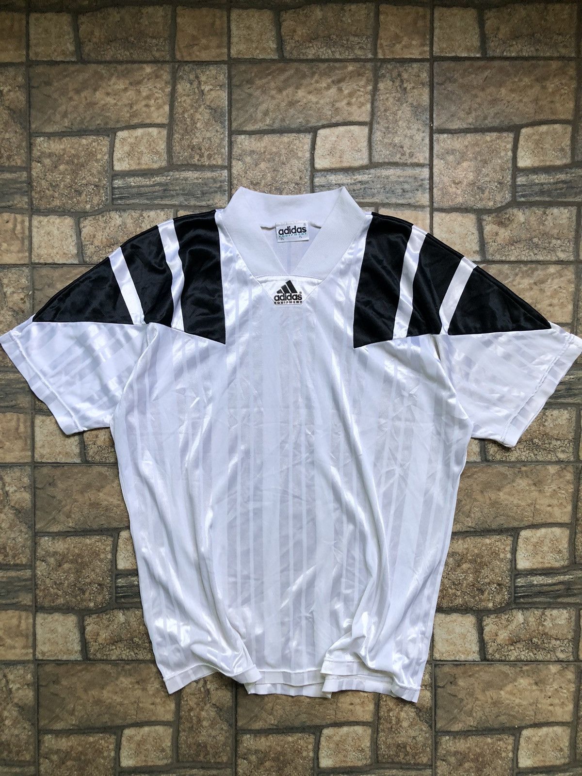 Adidas ADIDAS X VINTAGE X T-SHIRT Size US L / EU 52-54 / 3 - 1 Thumbnail