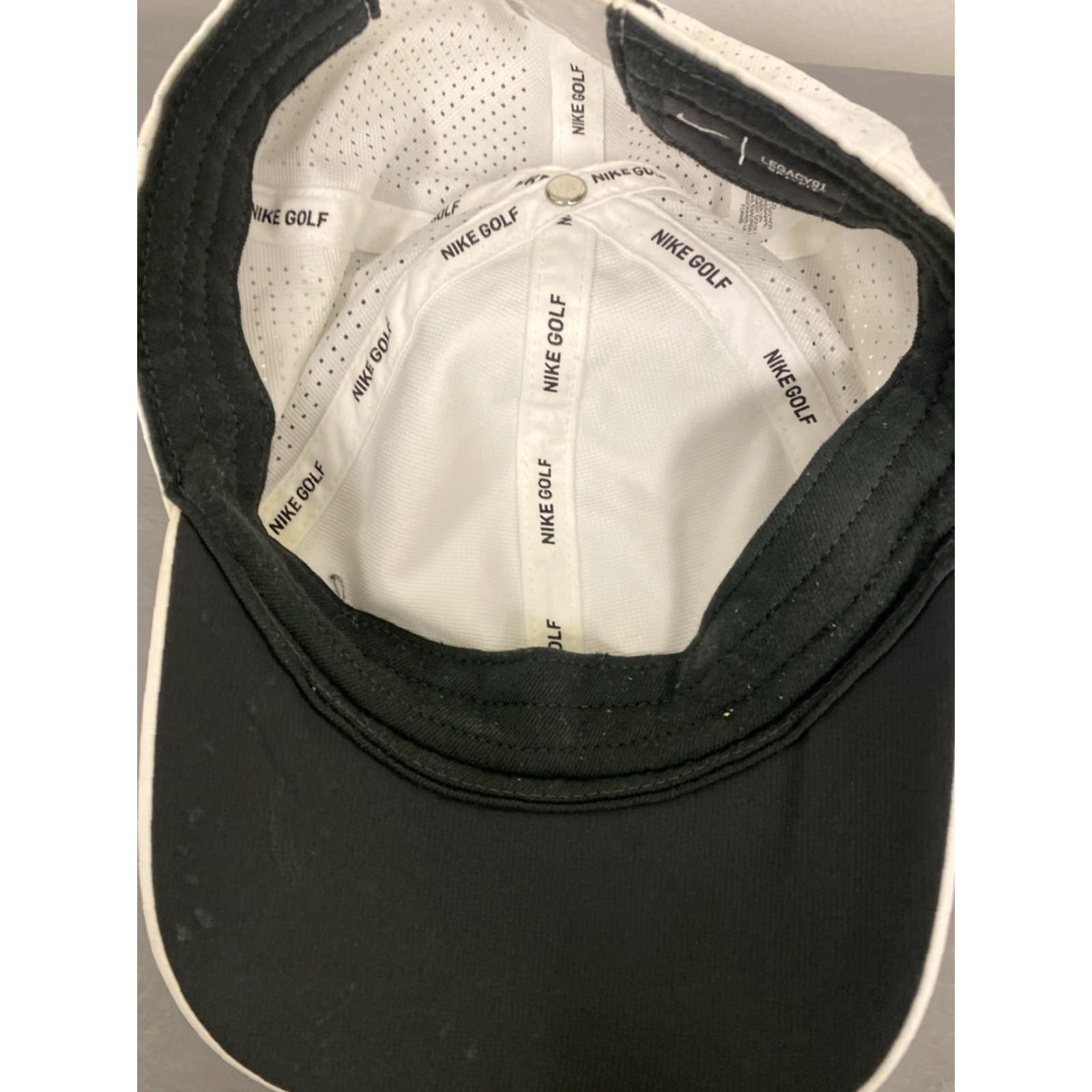 Nike Nike Golf Hat Cap Adjustable Strap Back Adult White Swoosh Logo /687 Size ONE SIZE - 6 Thumbnail