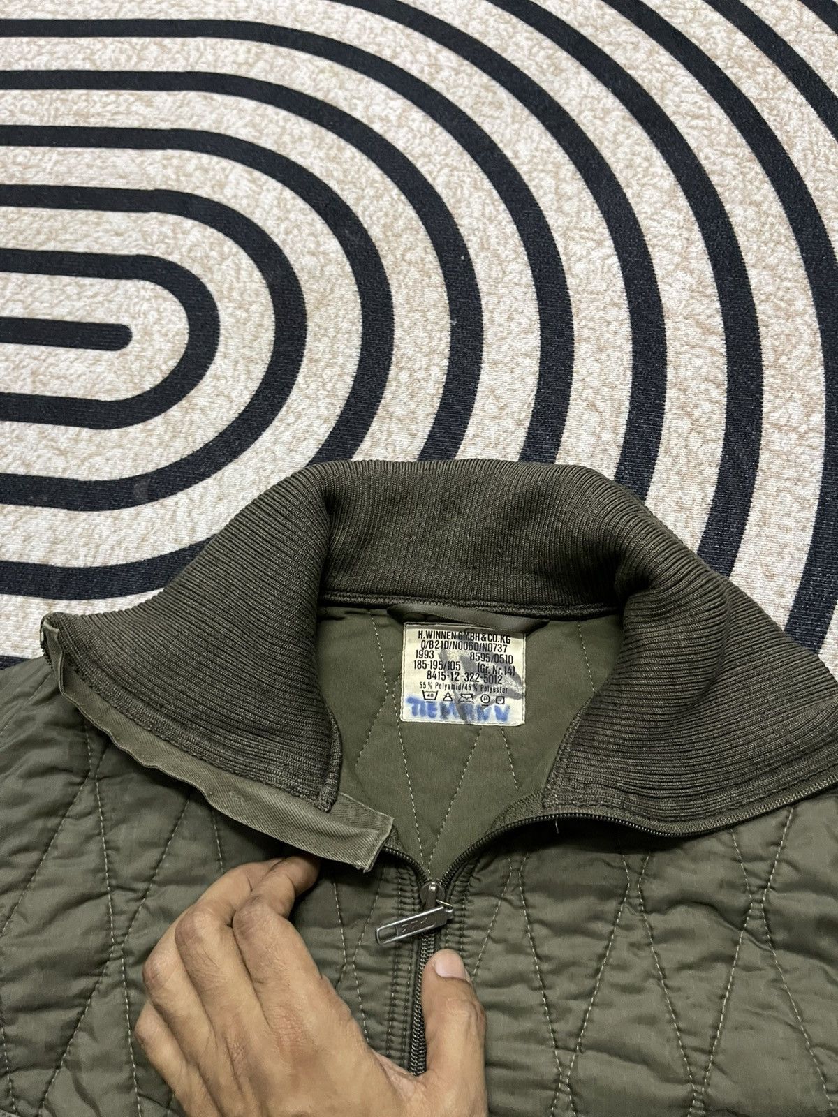 Vintage 1993 INNER ARMY QUILTED LIGHT JACKET Size US L / EU 52-54 / 3 - 8 Thumbnail