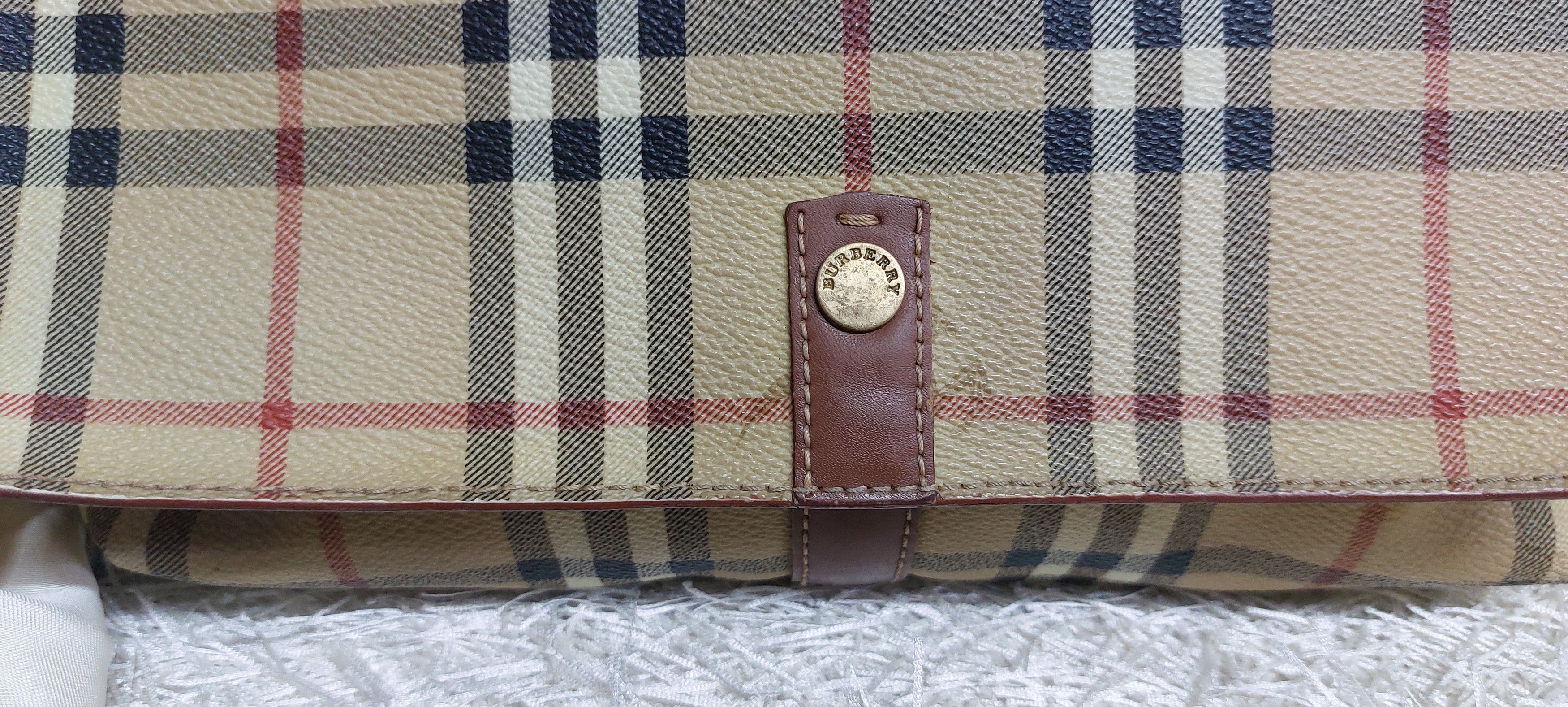 Burberry Burberry Handbag Size ONE SIZE - 2 Thumbnail