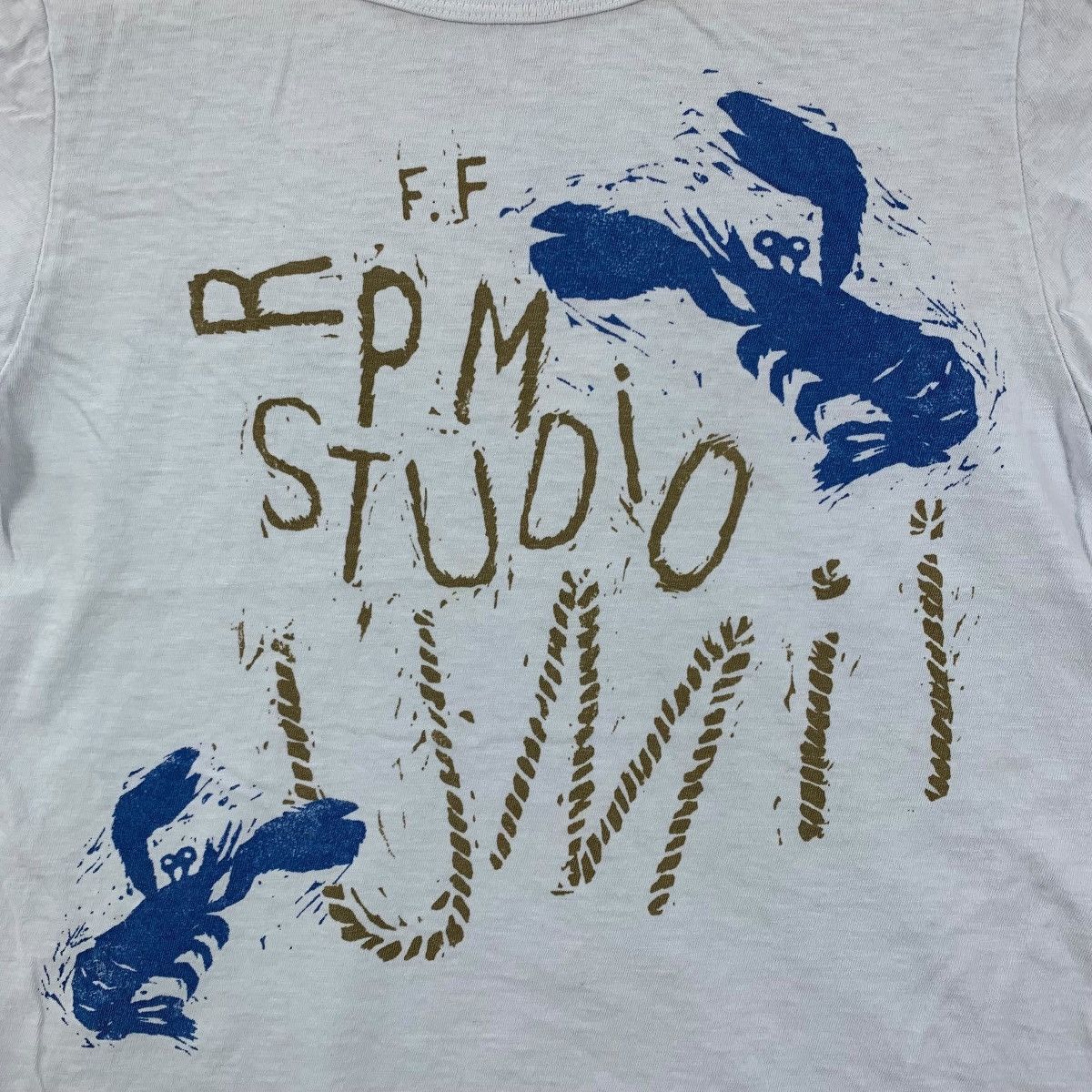 Japanese Brand Vintage 45 RPM UMIL Japanese Brand Short Sleeve Tshirt Size US S / EU 44-46 / 1 - 3 Thumbnail