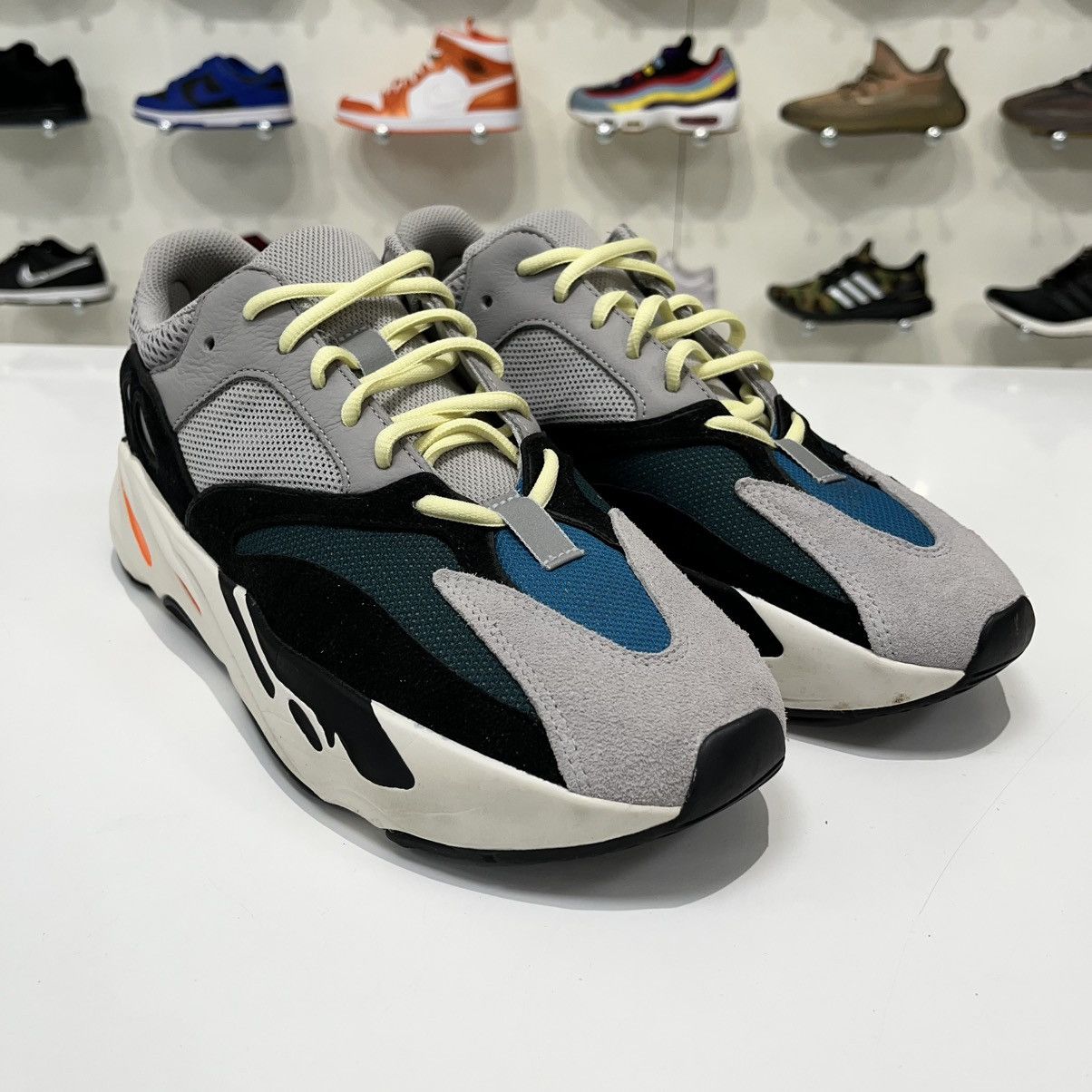 Adidas Adidas Yeezy Boost 700 Wave Runner Size US 11 / EU 44 - 8 Thumbnail