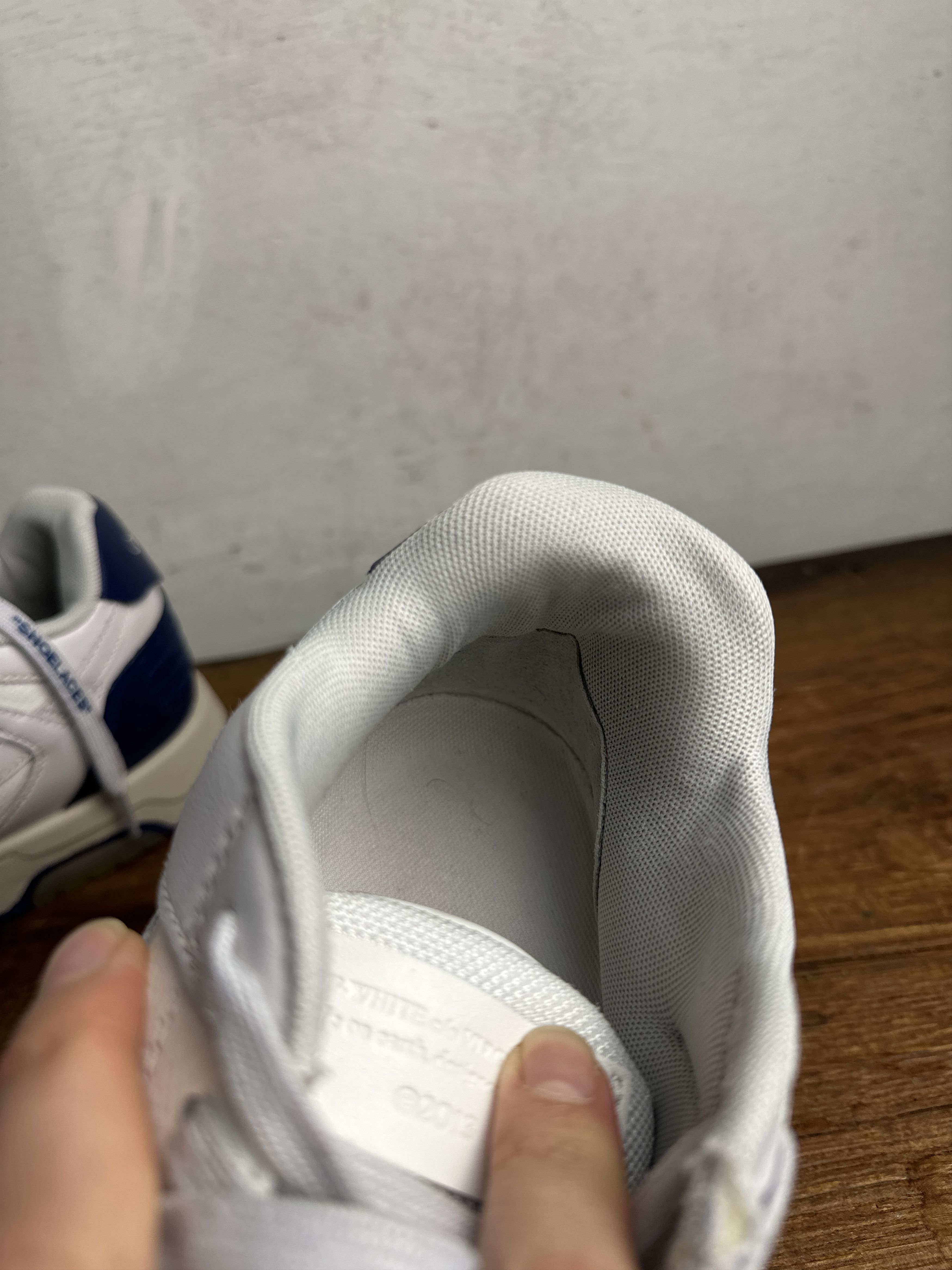 Off-White Off-White Out Of Office Sneakers White/Navy Size US 10 / EU 43 - 11 Thumbnail