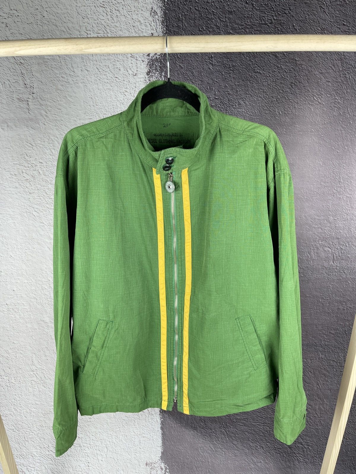 Diesel Diesel vintage made in Italy green yellow bomber jacket Size US L / EU 52-54 / 3 - 2 Thumbnail
