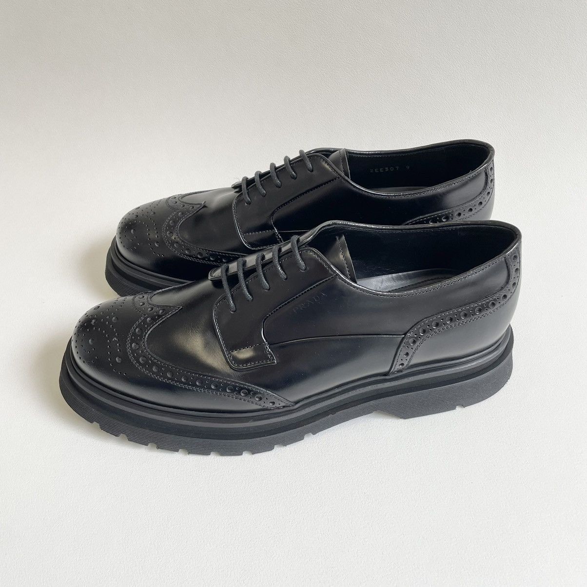 Prada A/W 19 Spazzolato Leather Brogue Shoes Size US 10 / EU 43 - 2 Thumbnail
