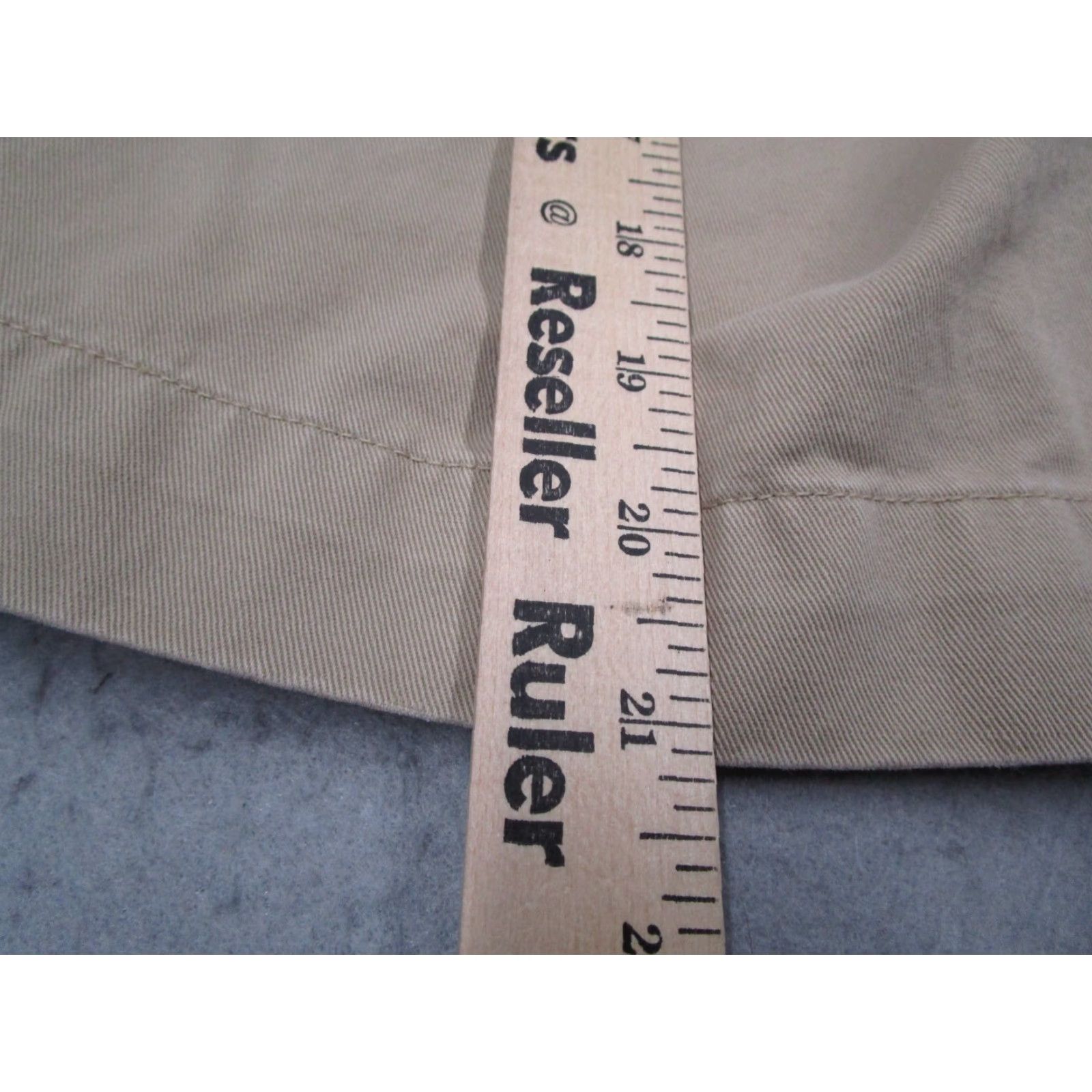 Ralph Lauren VINTAGE Ralph Lauren Rugby Shorts Mens 31 Beige Cotton 9" Chino Casual Summer Winter Men Size US 31 - 7 Thumbnail