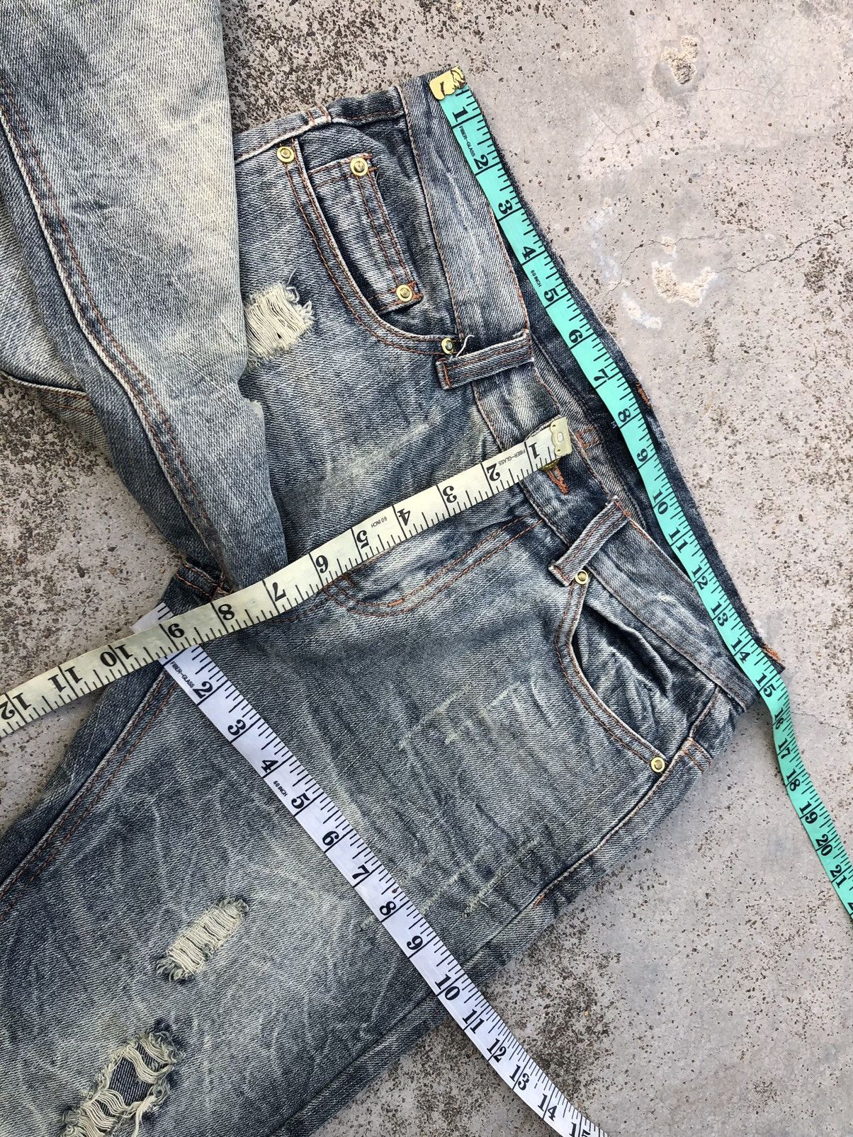 Japanese Brand FLARED LOWBOX DISTRESSED JEANS Size US 30 / EU 46 - 7 Thumbnail