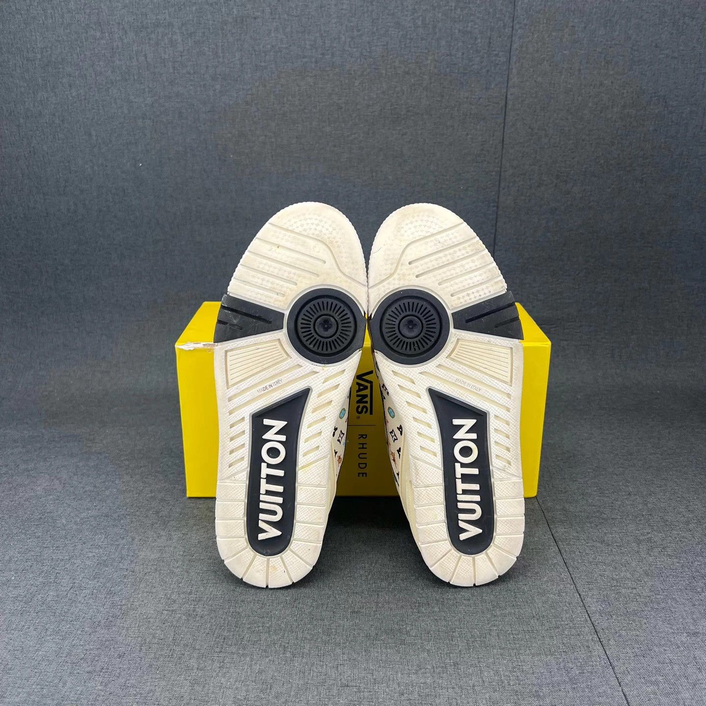 Louis Vuitton LV Trainer Beige AOP 6 Size US 6 / IT 36 - 6 Thumbnail