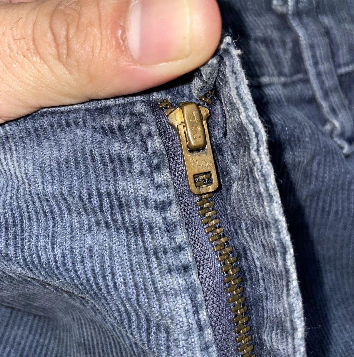 Levi's × Levi's Vintage Clothing Vintage Levi’s 80s Boot Cut Corduroy Pants Size US 30 / EU 46 - 8 Thumbnail