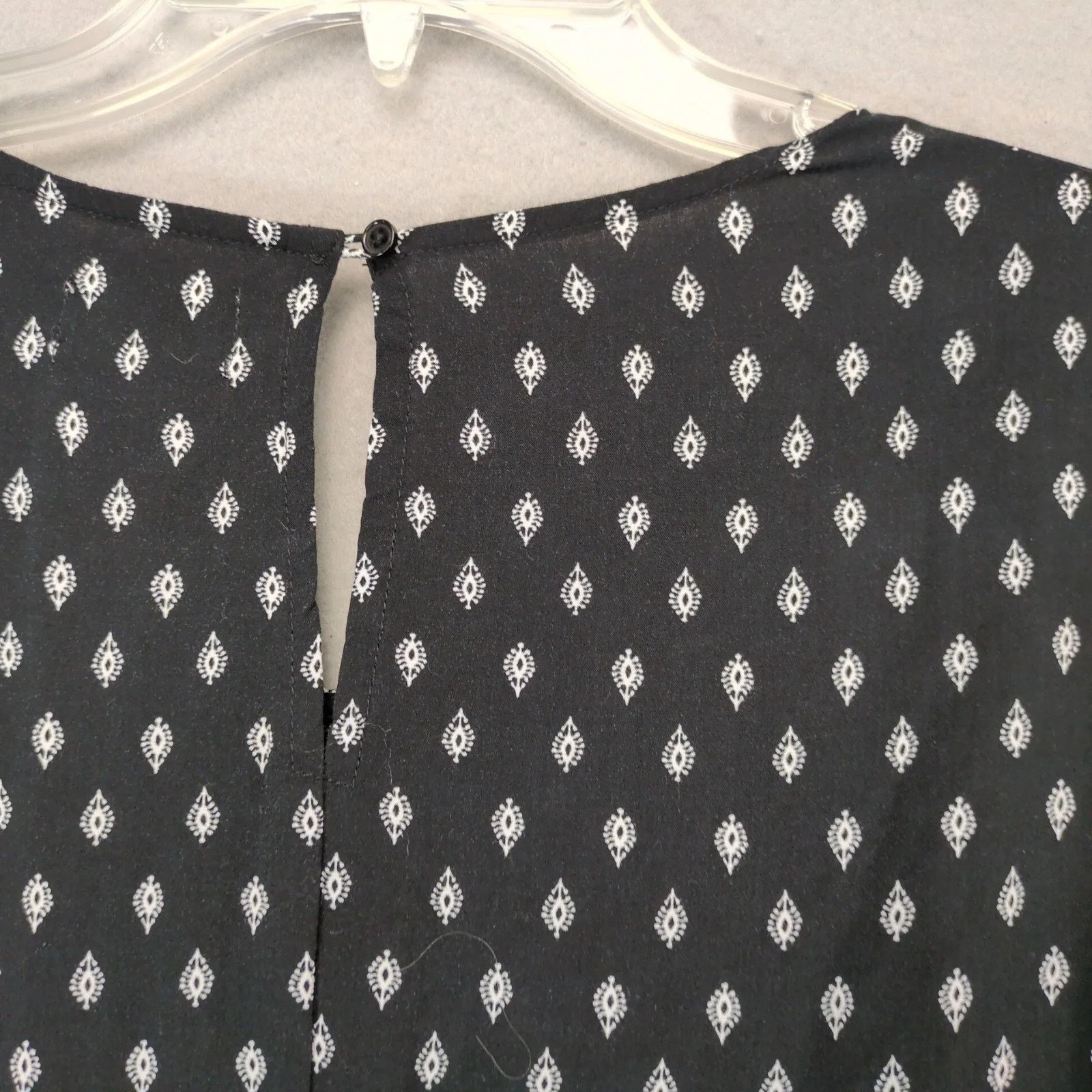 Old Navy Old Navy Black White Design Mini Dress Sz S Pleated Waist Size S / US 4 / IT 40 - 4 Thumbnail