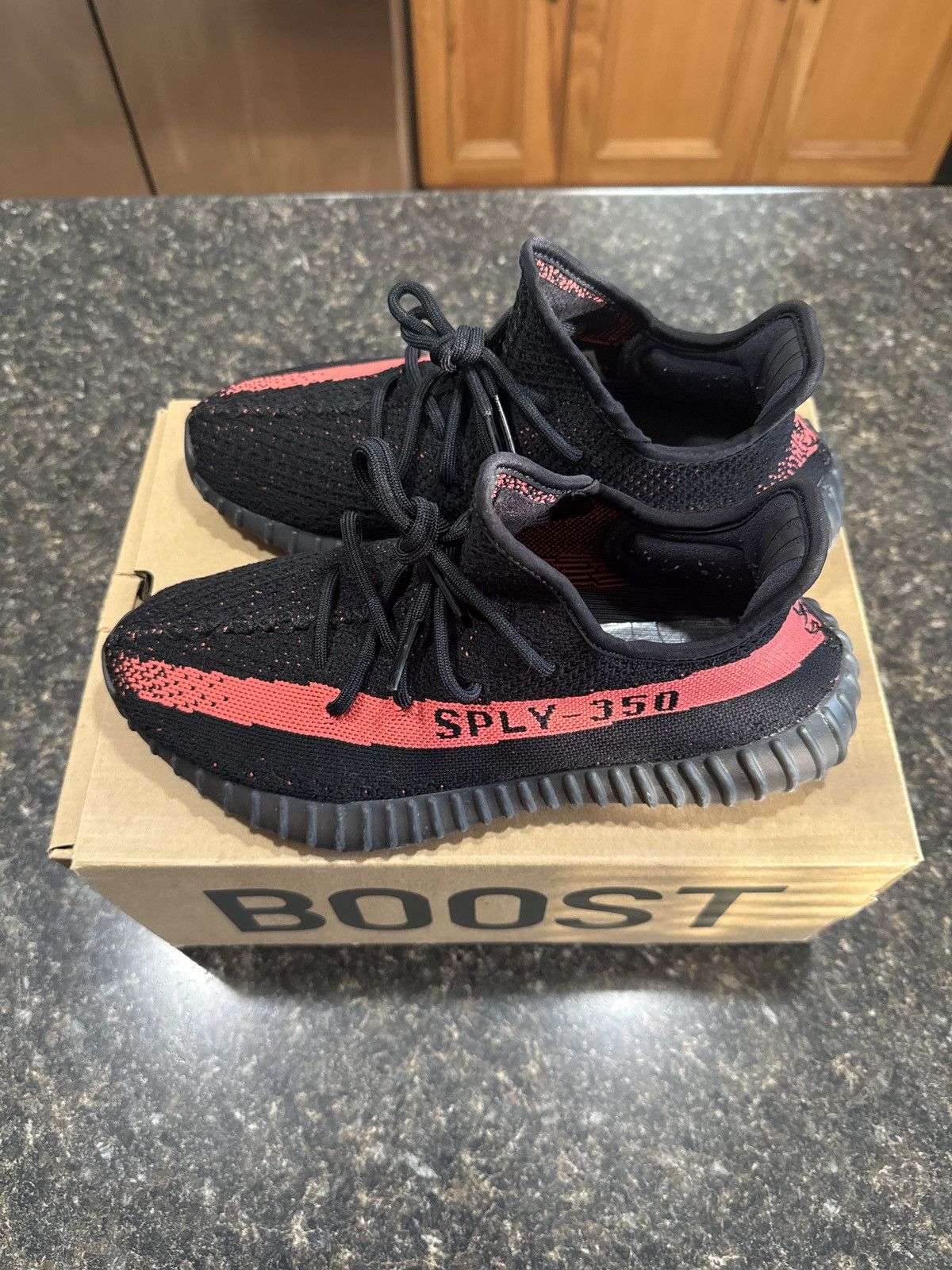 Yeezy YEEZY BOOST 350 RED V2 Size US 8 / EU 41 - 4 Thumbnail