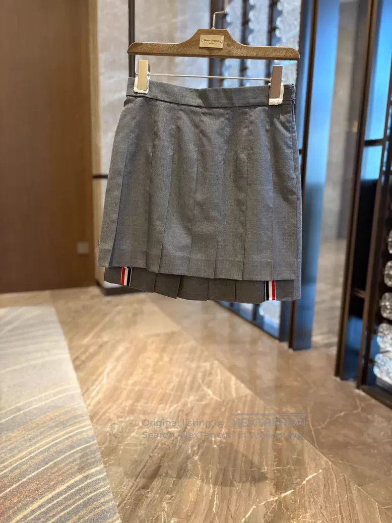 Thom Browne Thom Browne Pleated Skirt Size 26" / US 2 / IT 38 - 1 Thumbnail