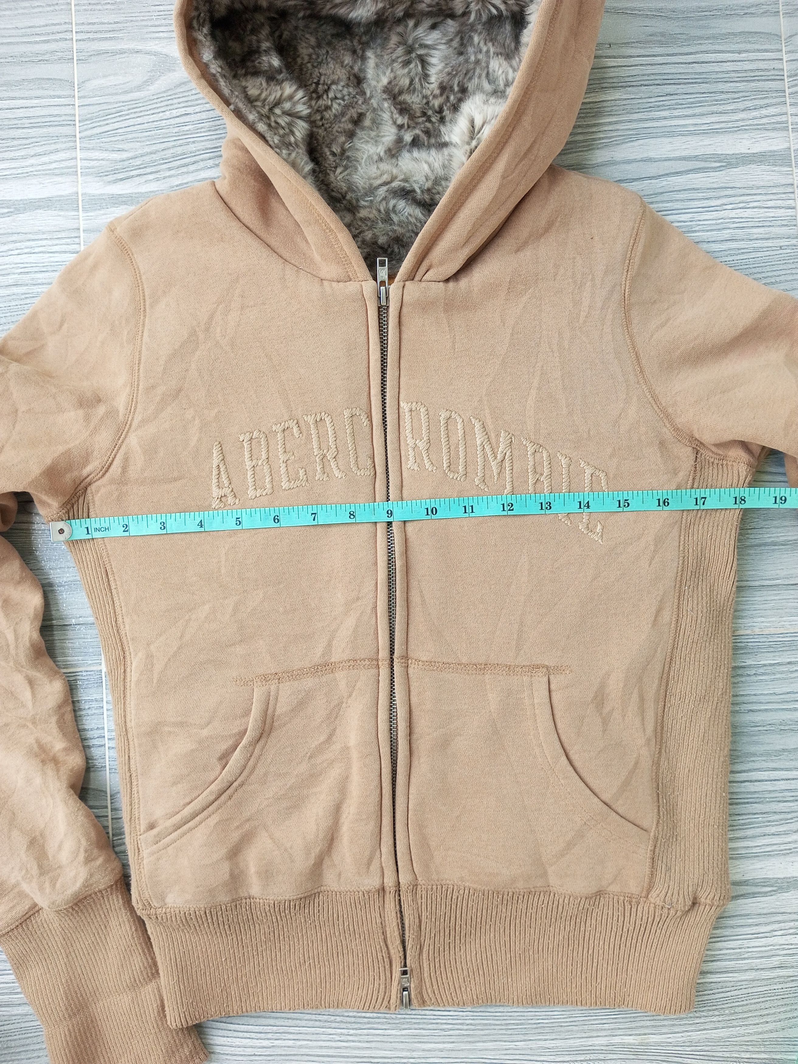 Abercrombie & Fitch Abercrombie & Fitch Fur Hood Zip Up Jacket Size US S / EU 44-46 / 1 - 11 Thumbnail
