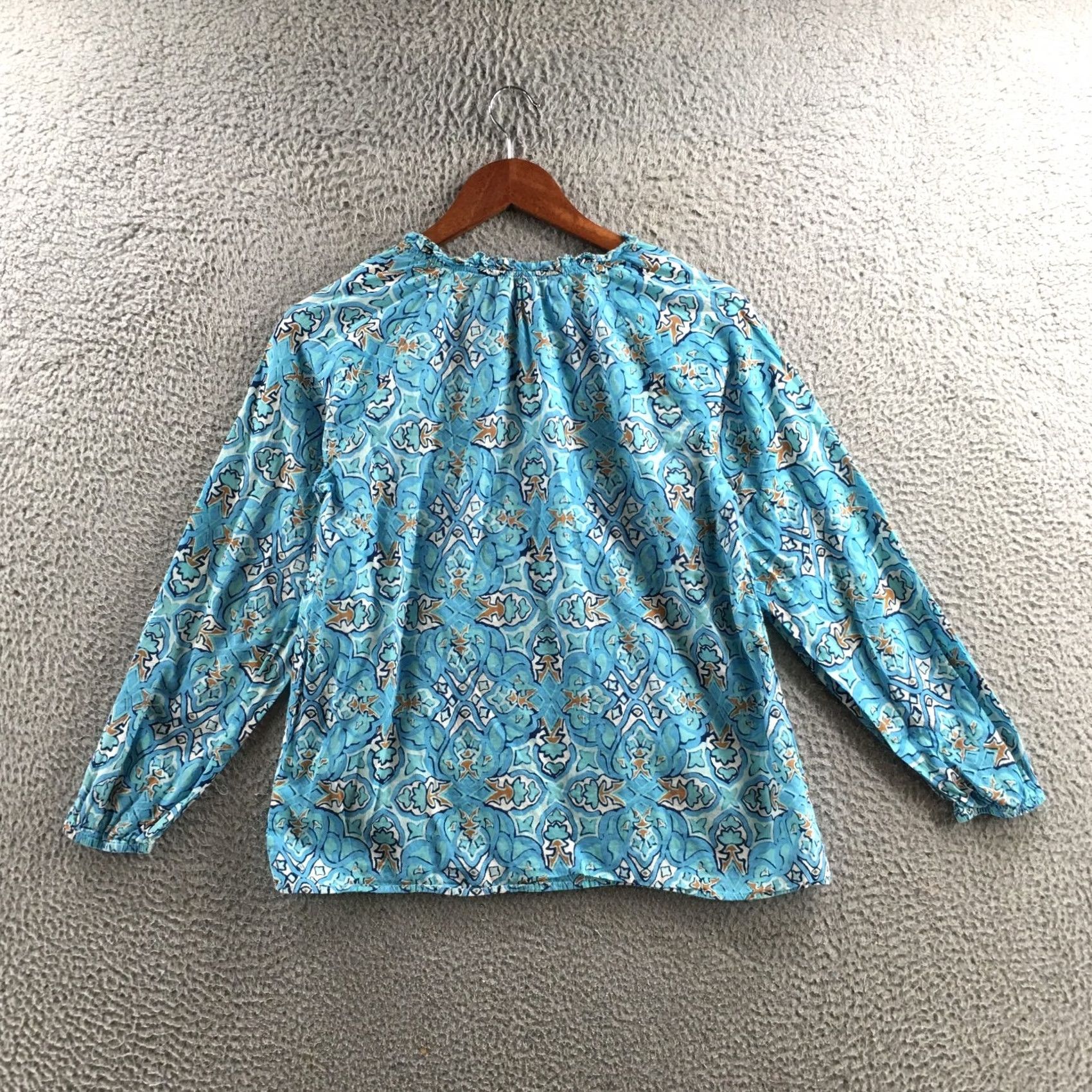 Talbots Talbots Petite Blouse Womens SP Blue Tile Print Long Sleeve Cotton Popover Shirt Beu/Blue Tile Print (Note: "Beu" placeholder not allowed) Size S / US 4 / IT 40 - 7 Thumbnail