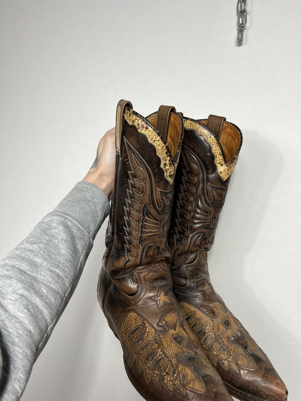 Vintage Vintage SENDRA Cowboy Leather Print Hand Tooled Boots Shoes Size US 10 / EU 43 - 4 Thumbnail